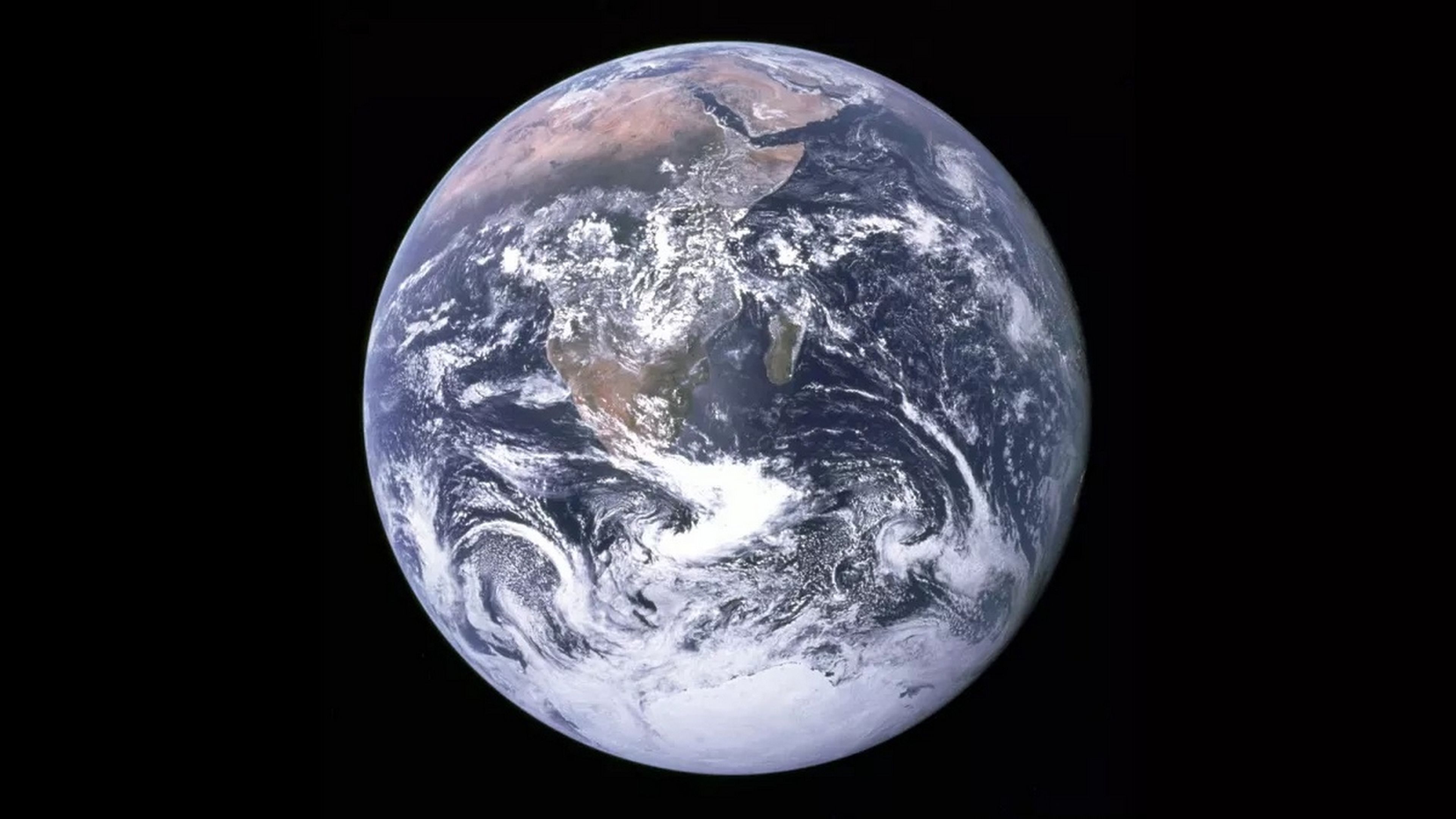 Hoy se cumplen 50 años de la primera fotografía completa de la Tierra, y el último viaje a la Luna