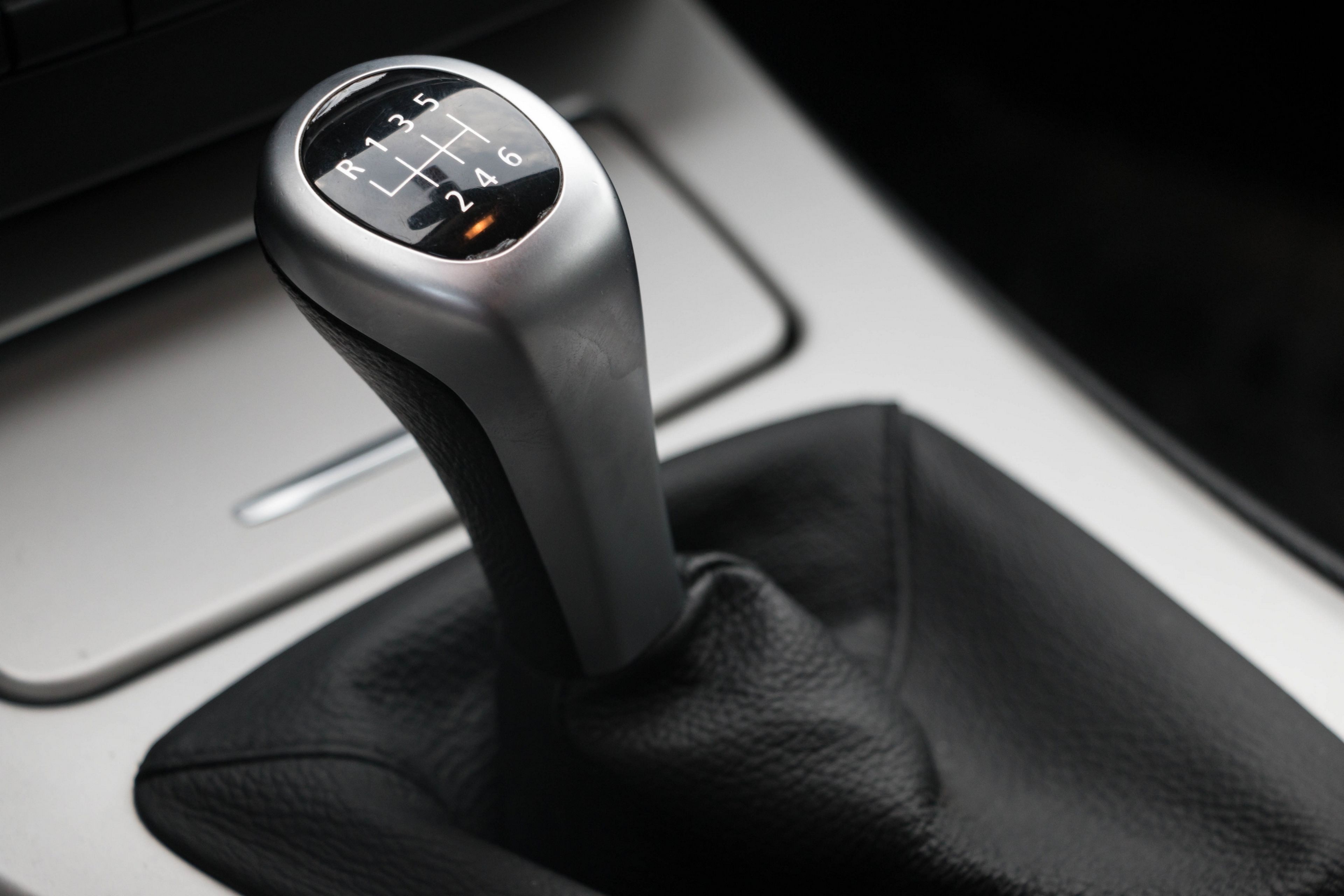 Lexus está desarrollando un cambio de marchas manual para los coches eléctricos, porque "es más atractivo para conducir"