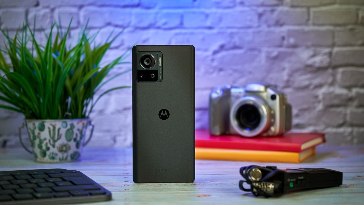 These are the best Motorola phones you can buy right now Gearrice