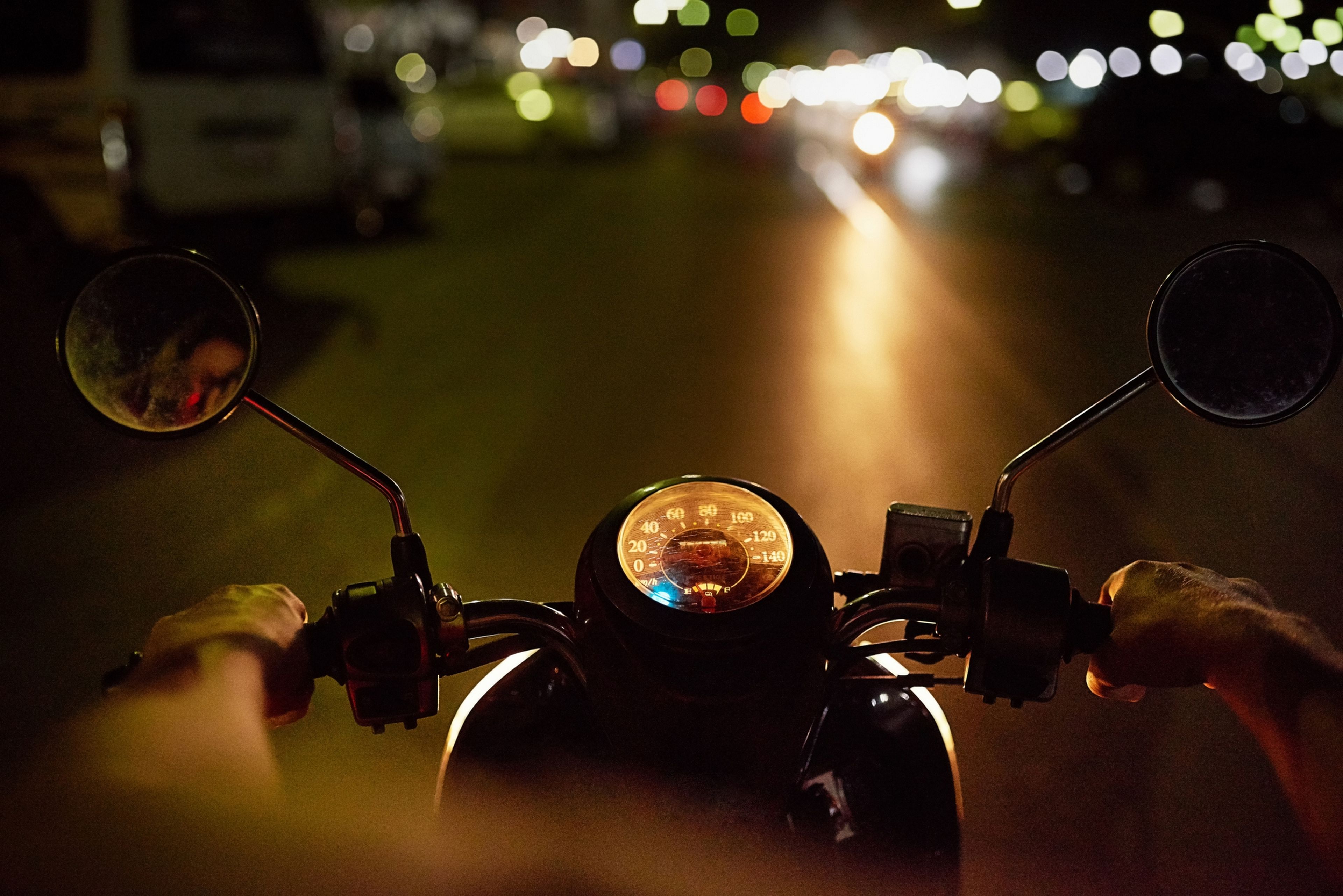 Repóker de ases: cazan a un conductor de moto sin carnet, sin seguro, sin ITV, sin casco, y positivo en alcohol