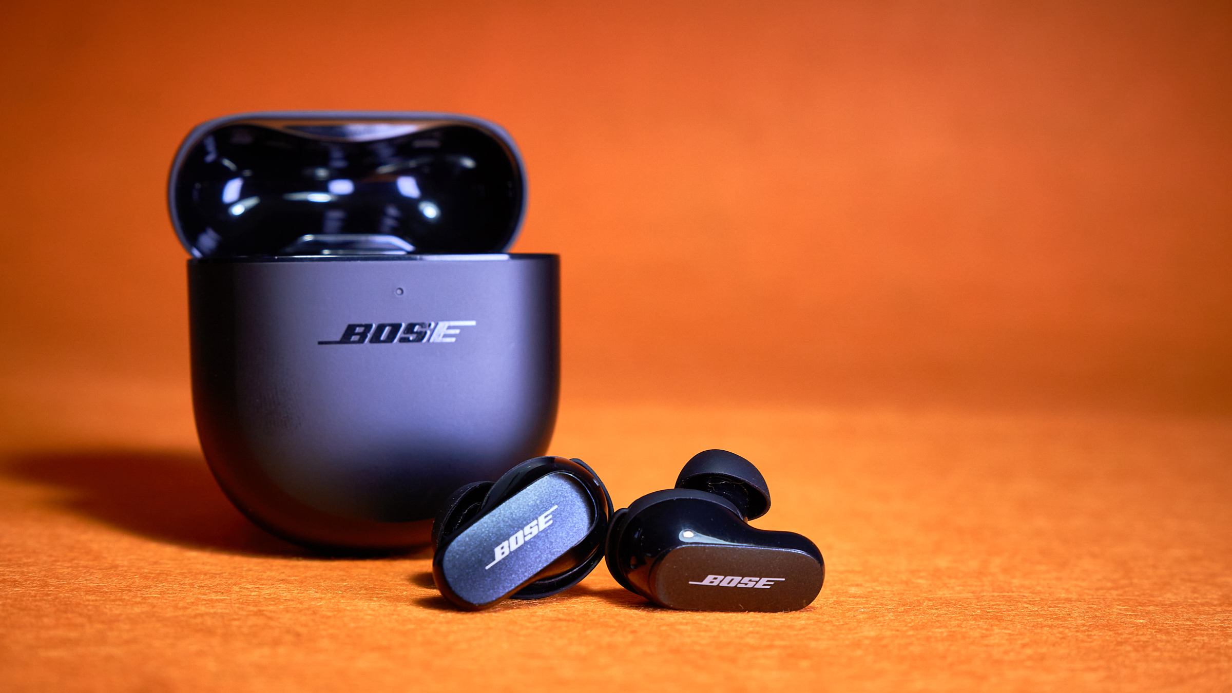 Nuevos auriculares Bose QuietComfort II, inalámbricos, Bluetooth, los  mejores auriculares intraurales con cancelación de ruido personalizada y  sonido
