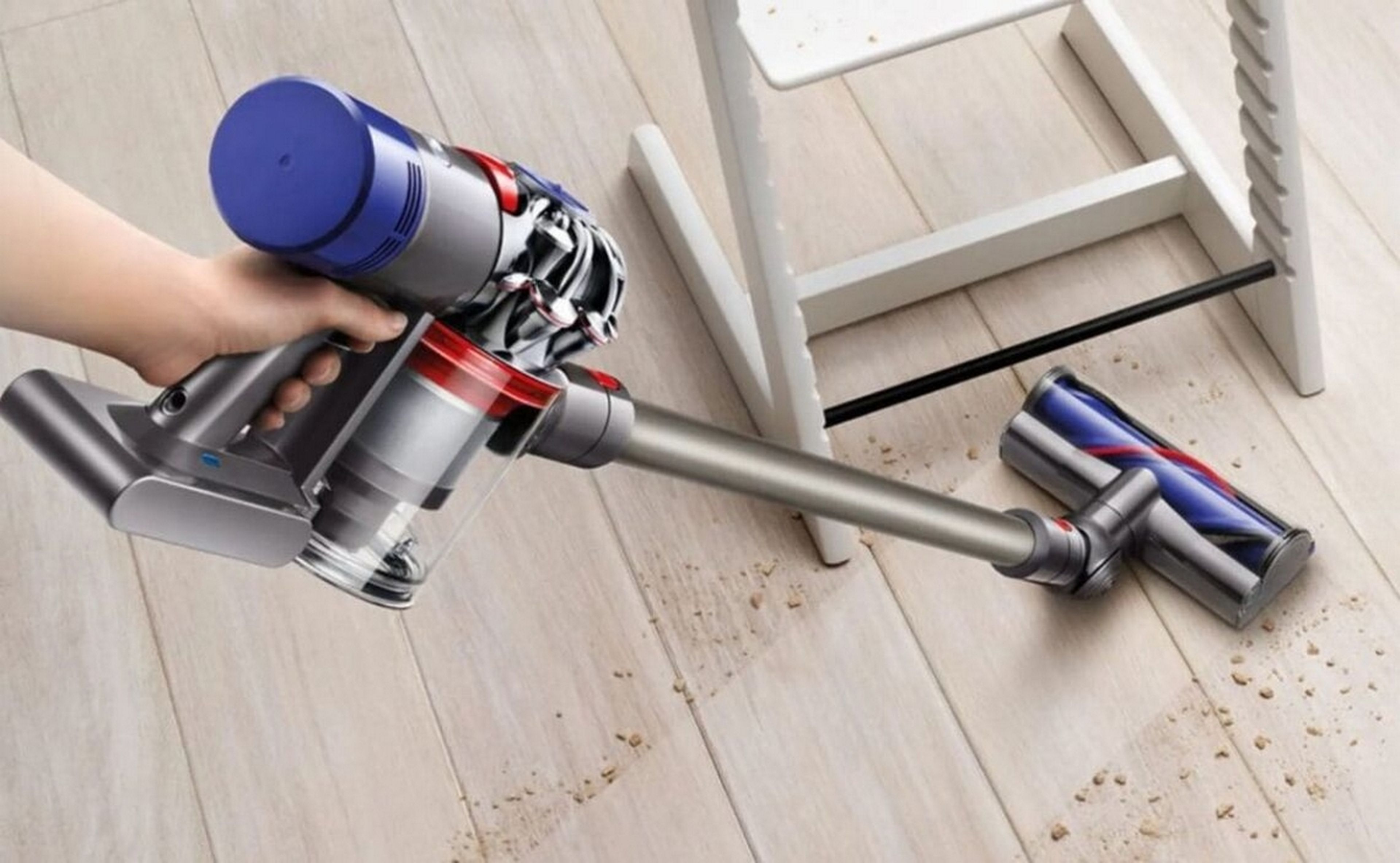 Si sueñas con una Dyson, buenas noticias: su aspiradora V8 Absolute, sin IVA en esta oferta