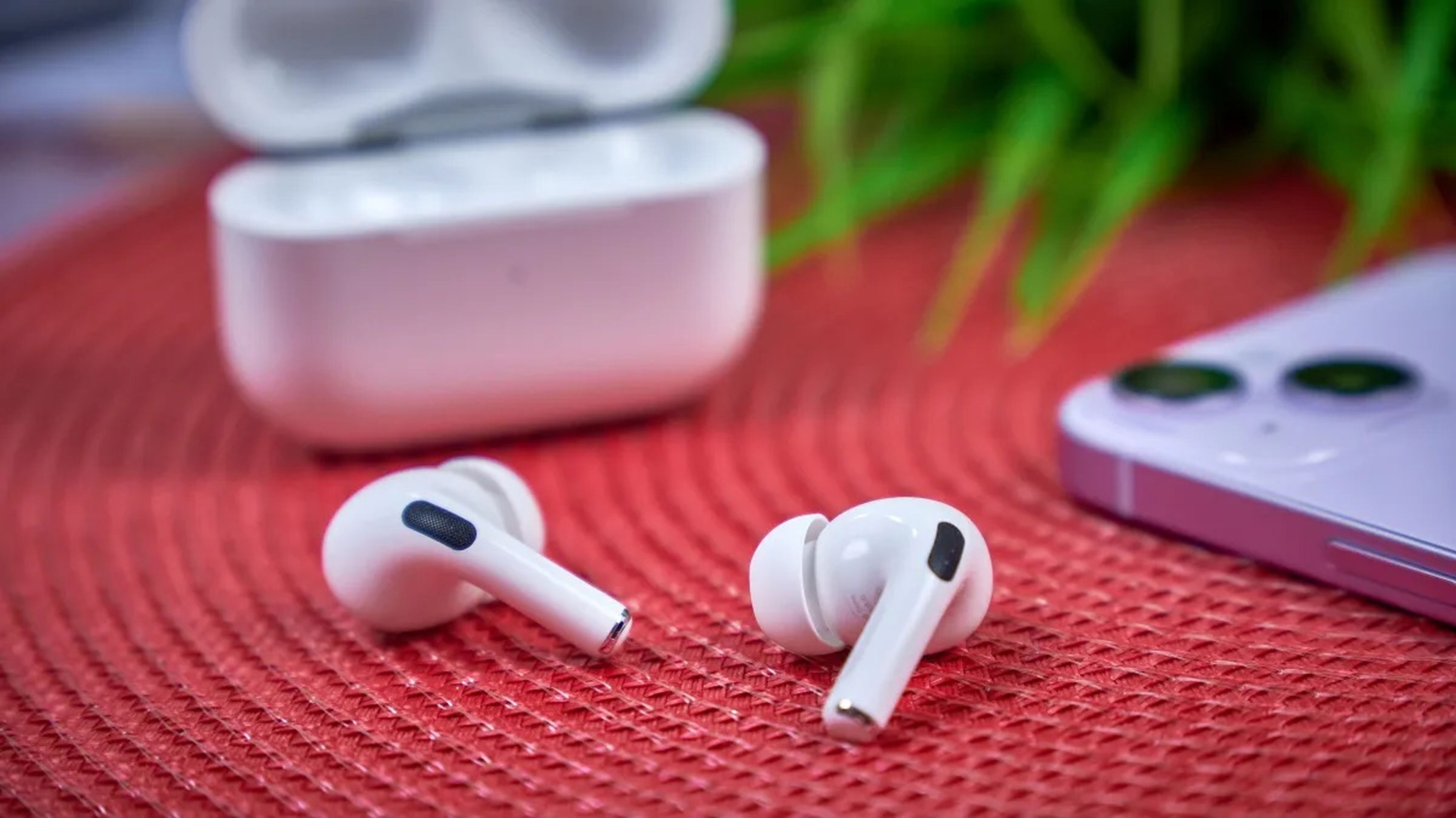 Apple AirPods Pro 2-1675628565024