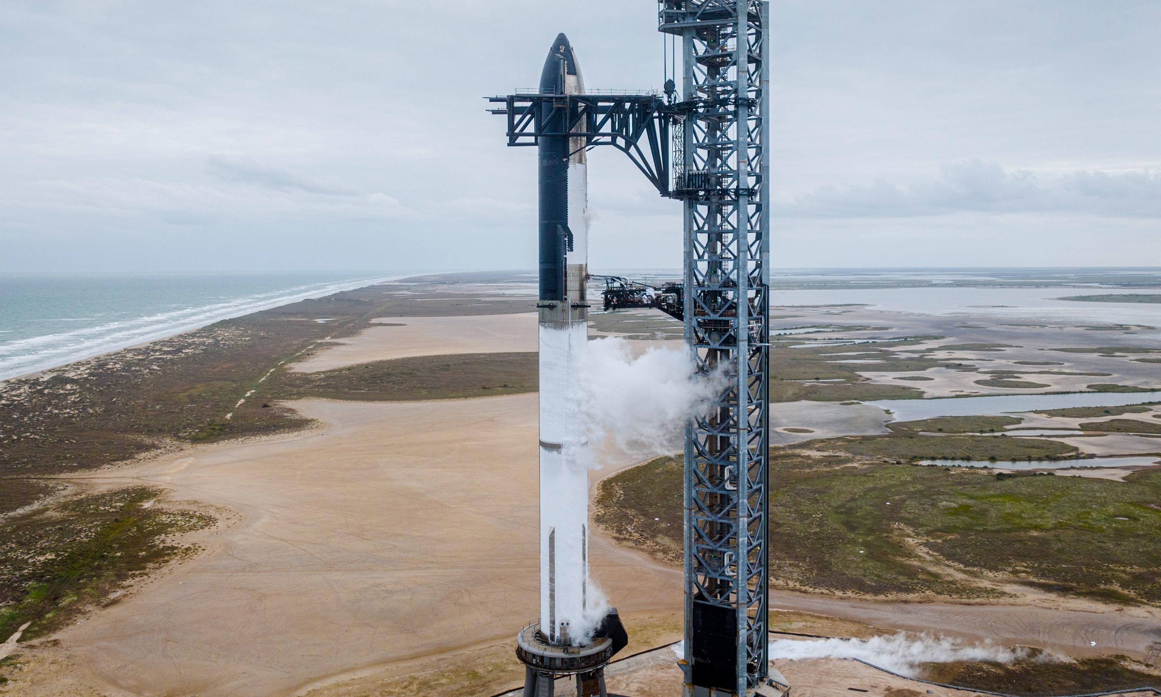Elon Musk fija fecha para el lanzamiento del Starship y comenzar las pruebas para construir una base en la Luna