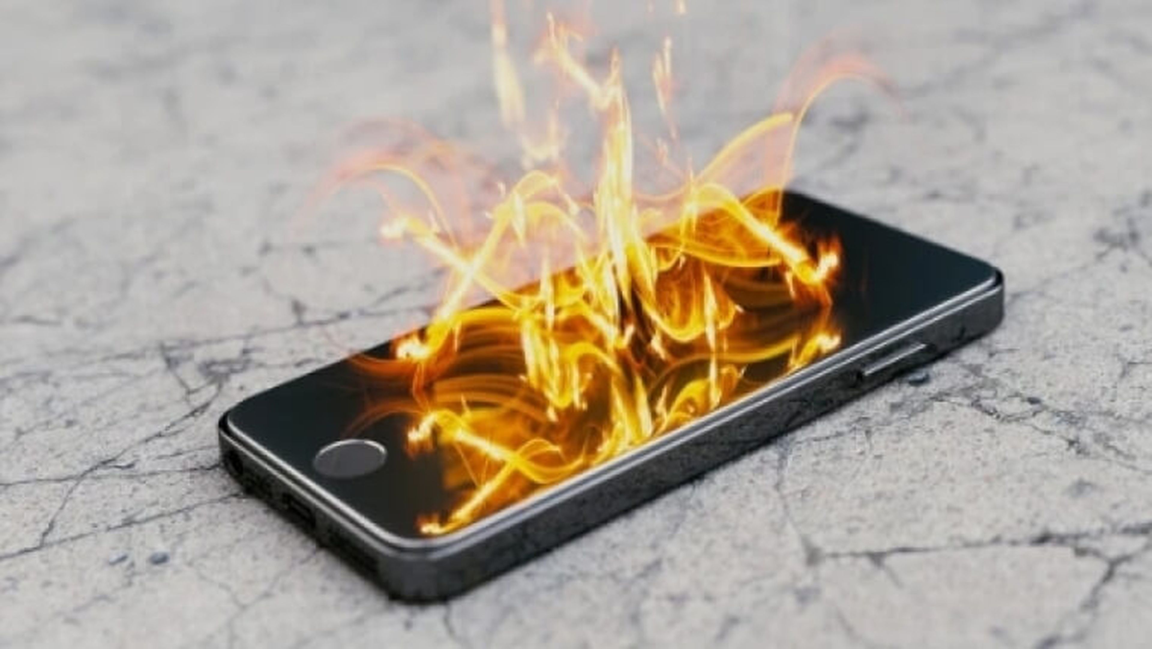 iPhone en llamas