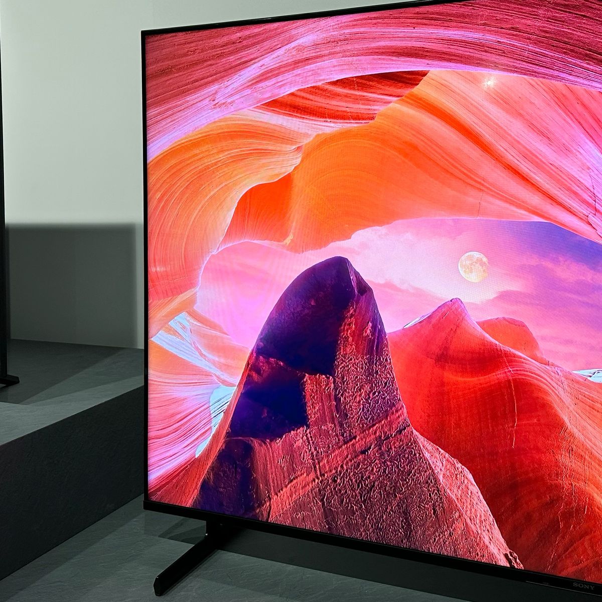 Review TCL C805 MiniLED: el televisor de gama media más perfecto del  mercado 