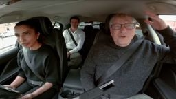 Bill Gates impresionado tras subirse a un coche autónomo por las calles de Londres (vídeo)