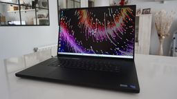 Razer Blade 18