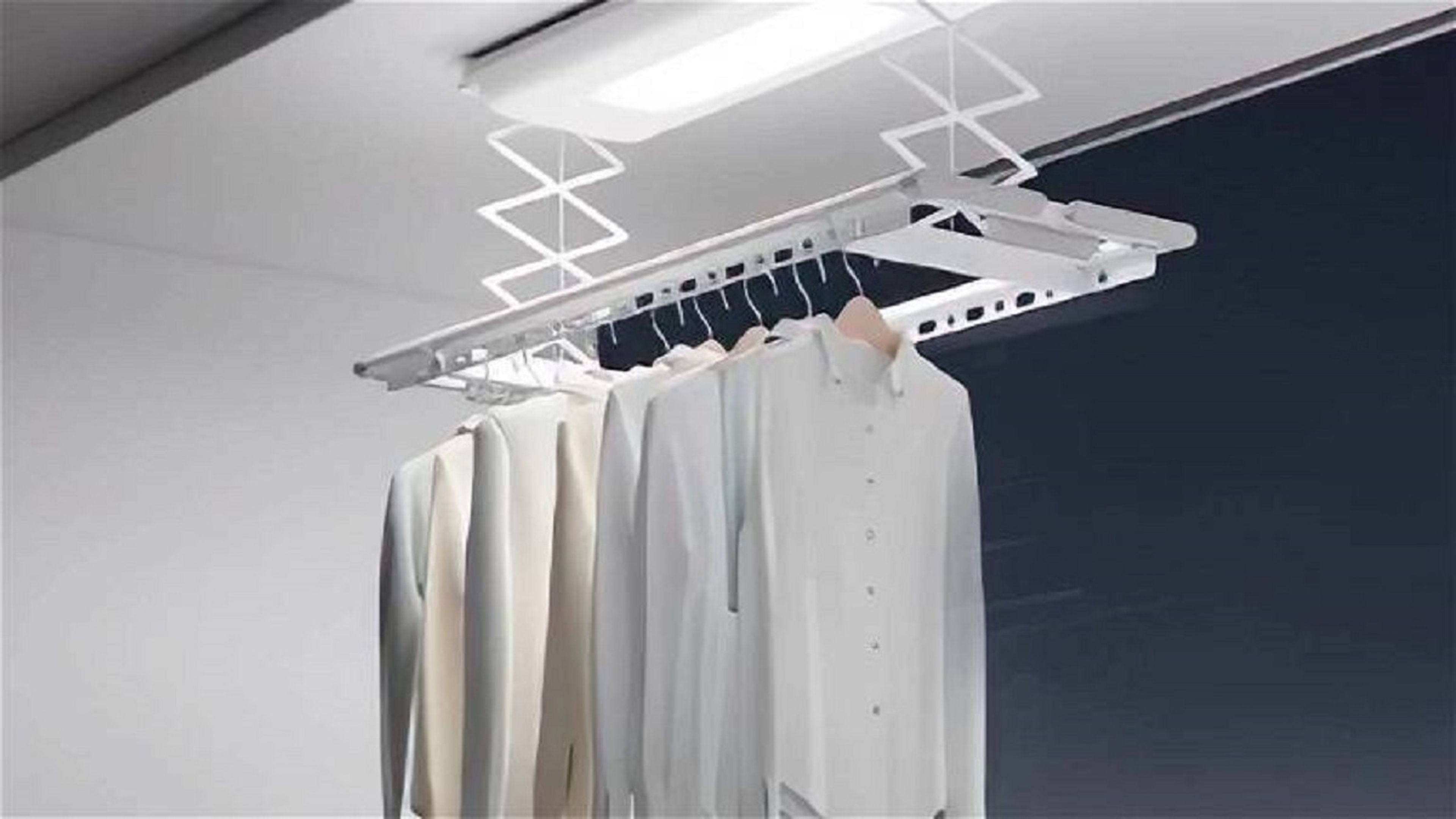 Xiaomi lanza un secador de ropa que desciende del techo y se controla con  la voz