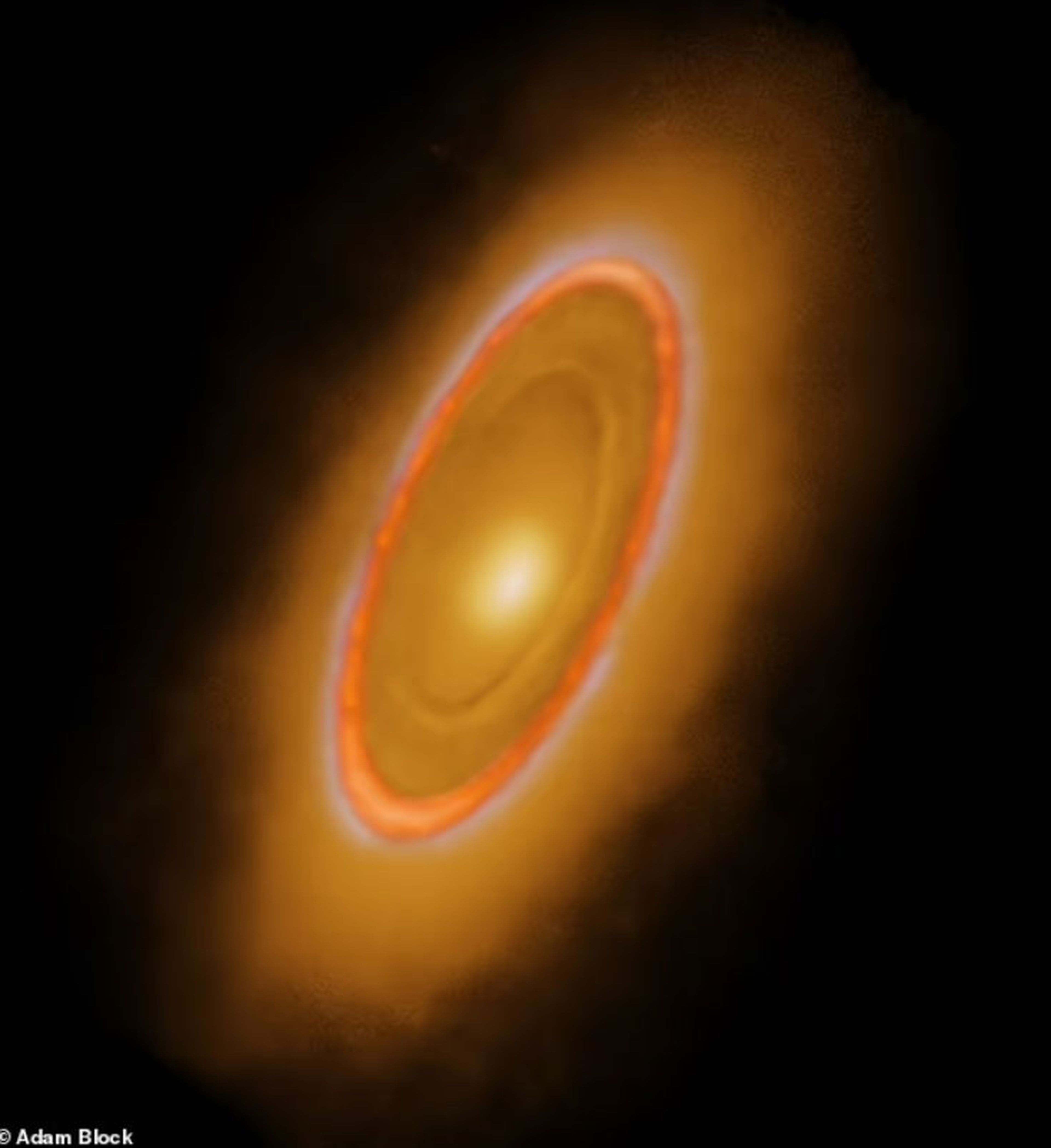 James Webb de la NASA captura imágenes nunca vistas de una estrella a 25 años luz de distancia