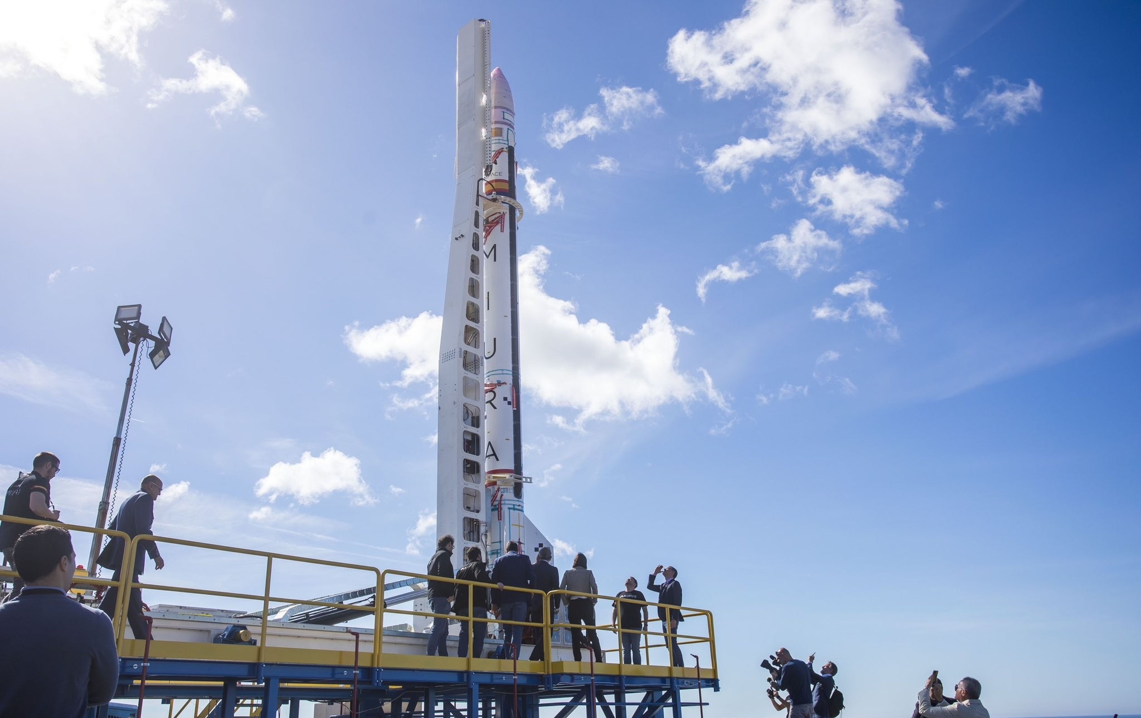 El Miura 1, el primer cohete espacial español, está a punto de despegar del Puerto Espacial de Huelva