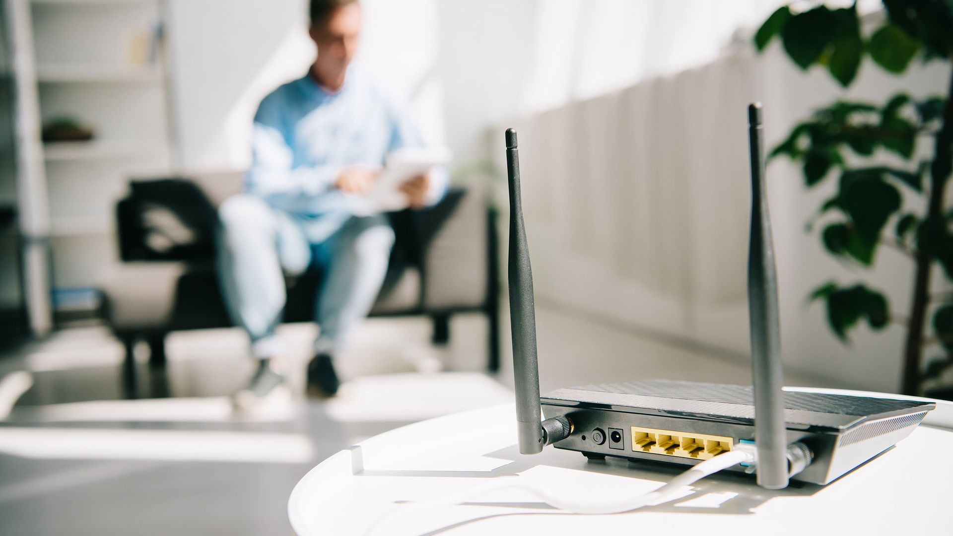 7 Places In Your House Where You Should Never Put The WiFi Router GEARRICE