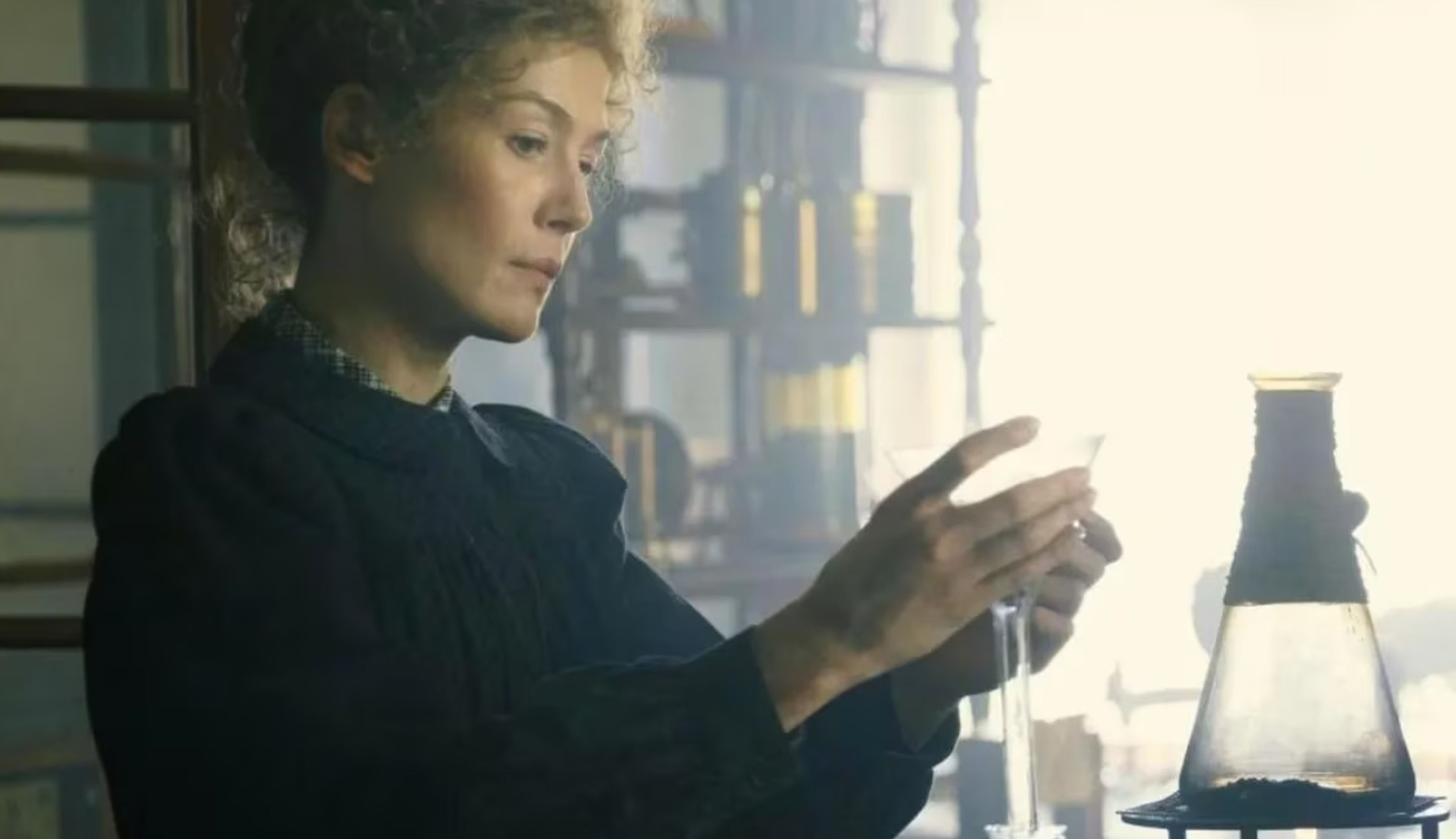 Madame Curie (2020)