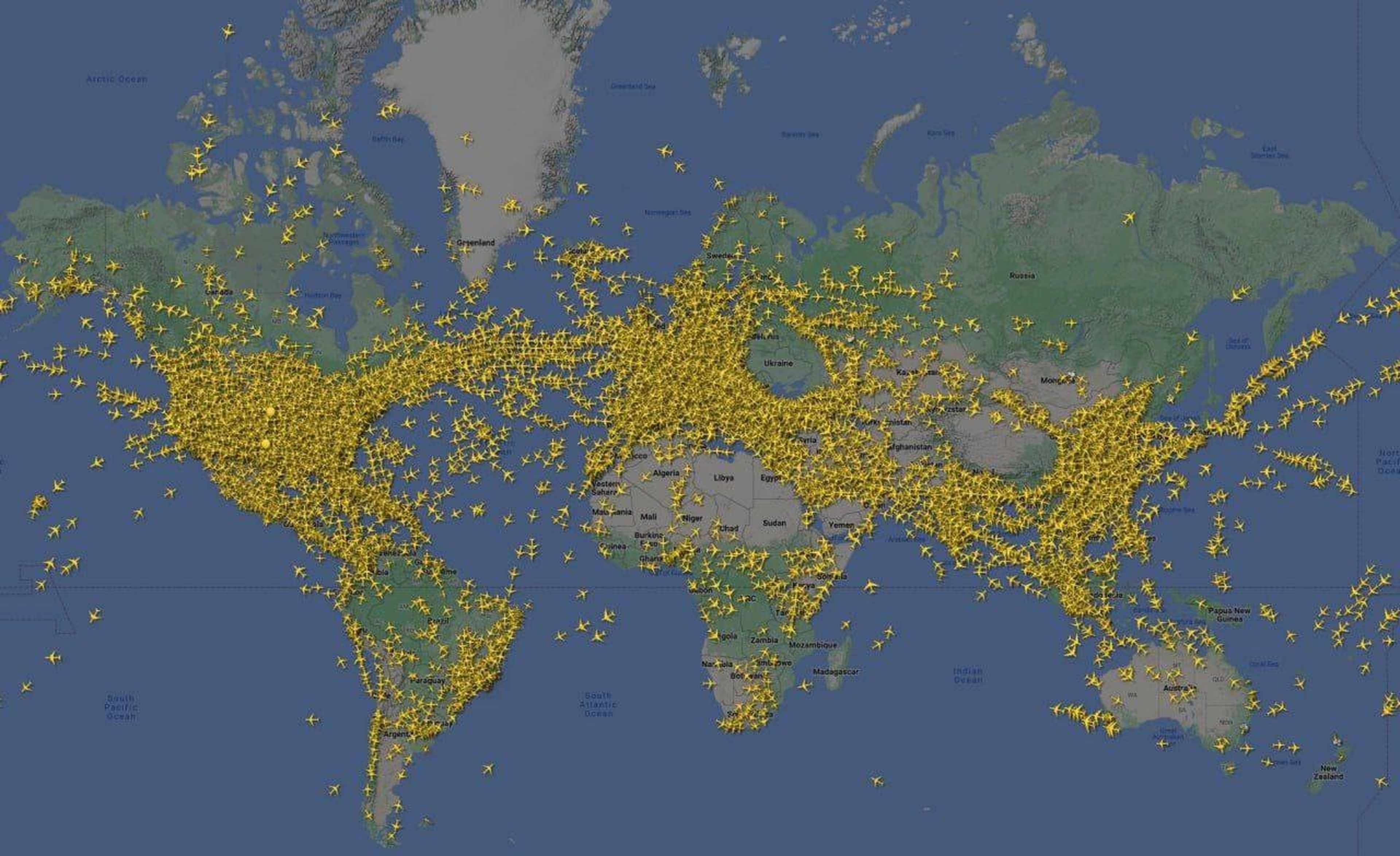 Nuevo récord de aviones volando al mismo tiempo: más de un millón de personas en el aire