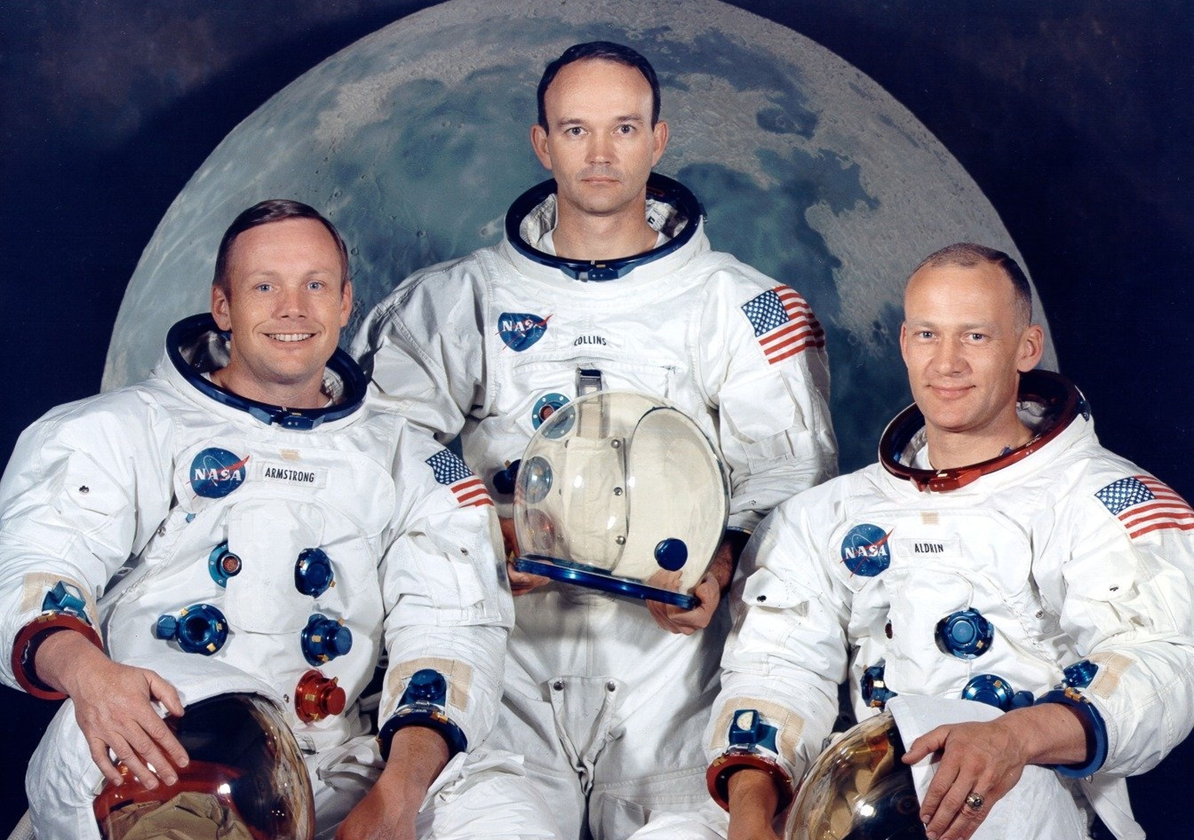 Neil Armstrong (izquierda) y Buzz Aldrin (derecha)