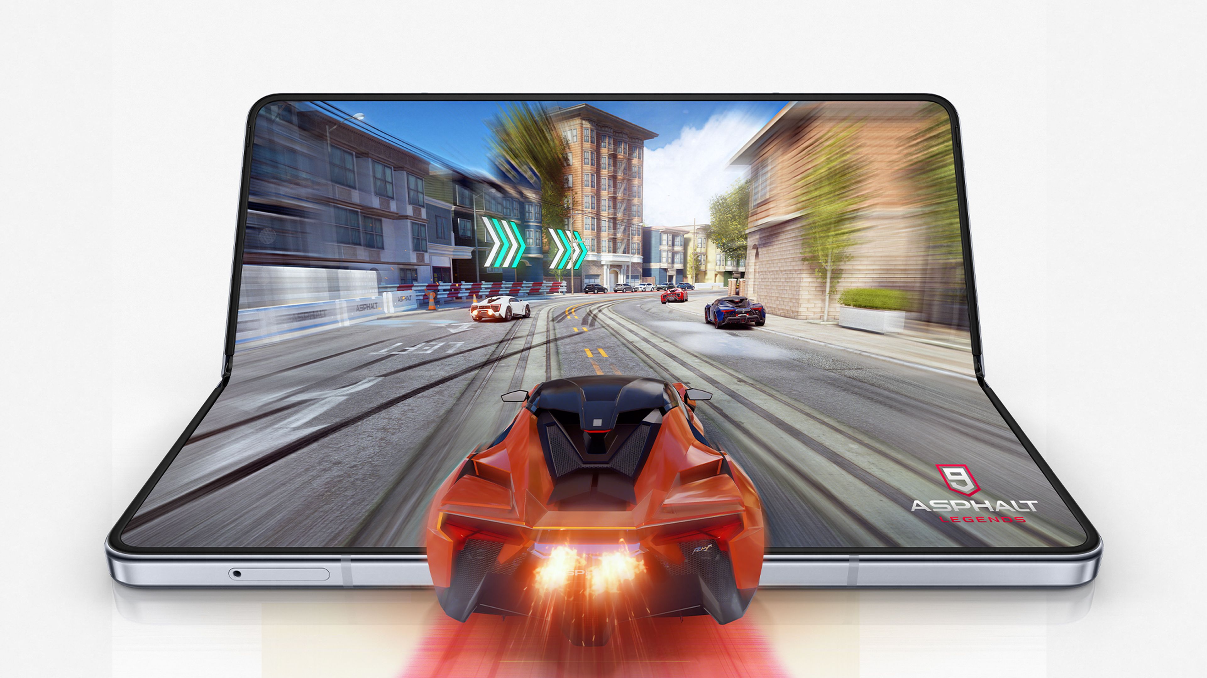 El Galaxy Z Fold5 mostrando el juego Asphalt 9