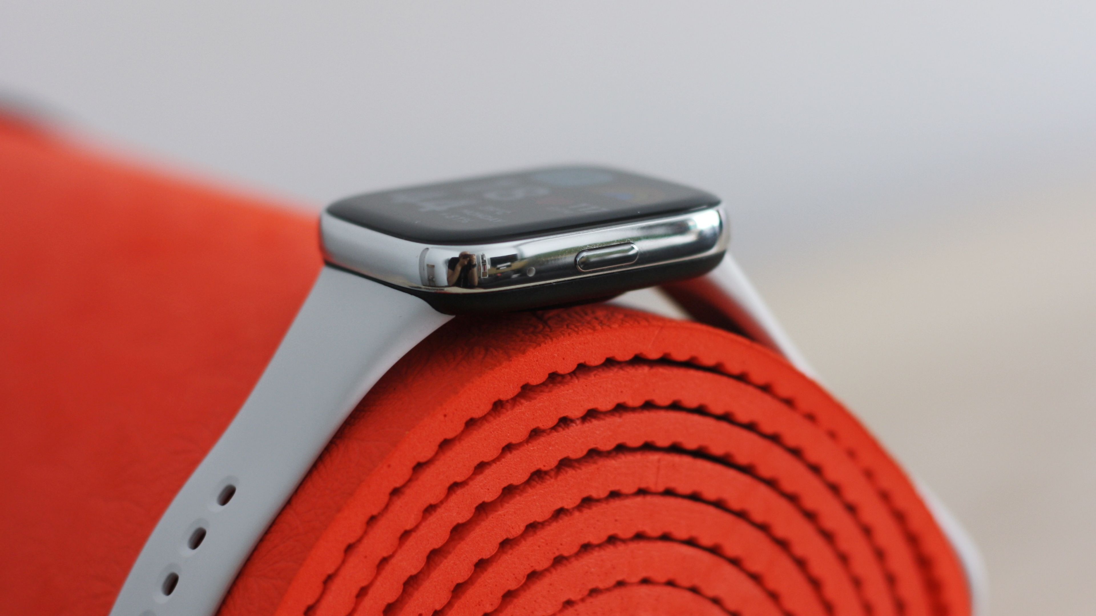 Xiaomi Redmi Watch 3 Active, Reloj Inteligente, Pantalla LCD de 1,83”,  Bluetooth, 100 Modos Deportivos, Seguimiento del Estado físico, Resistencia  al
