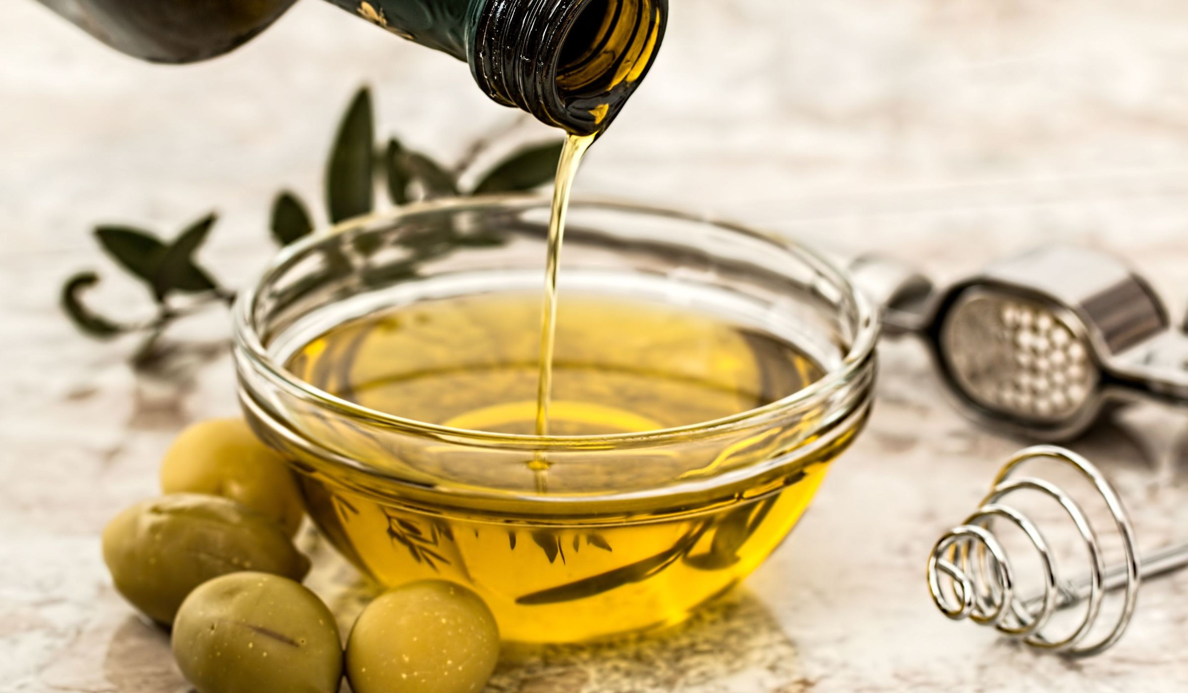 Alternativas al aceite de oliva baratas y saludables para cocinar