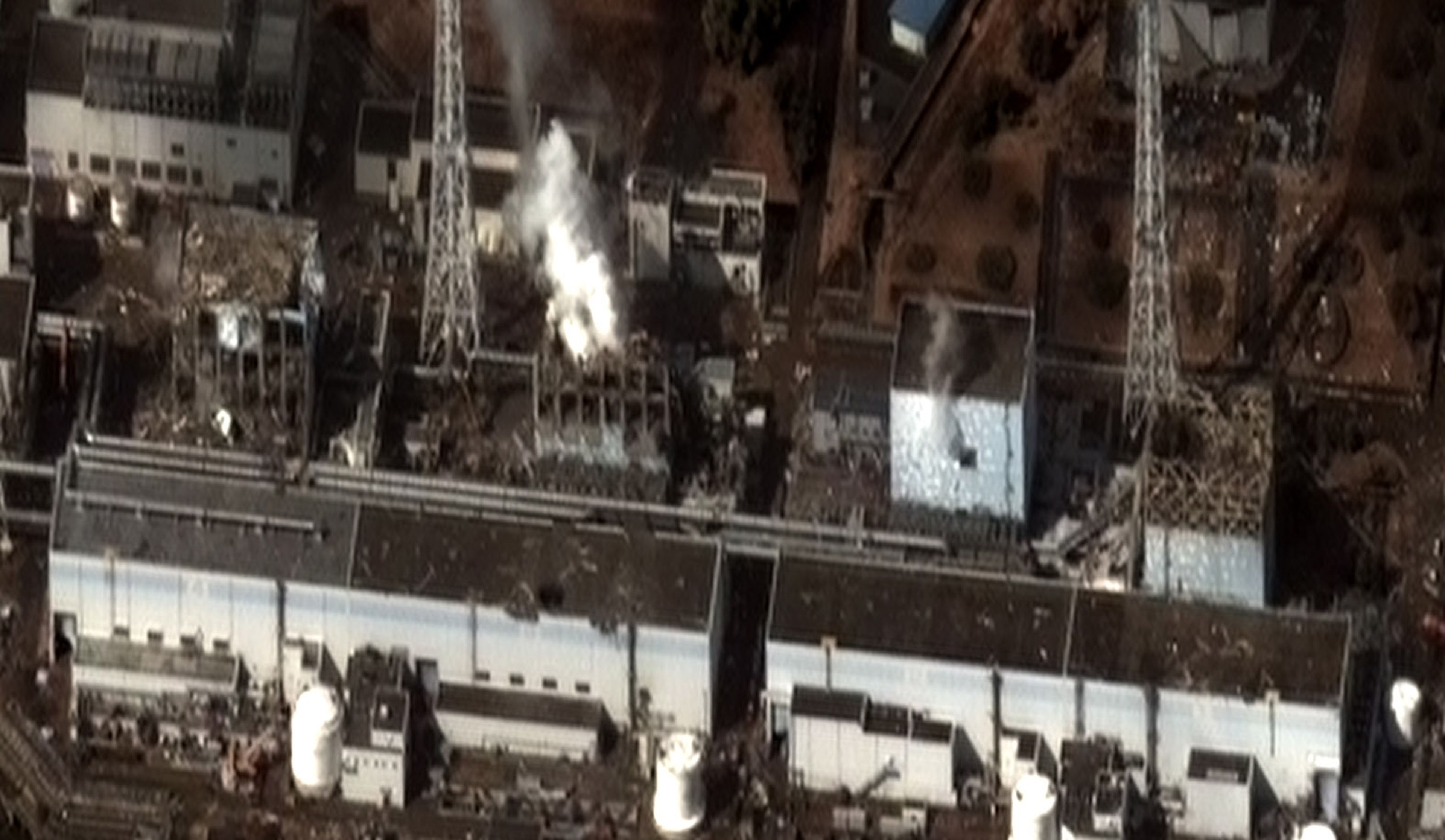 Por qué Japón está echando al mar el agua radioactiva de la central de Fukushima