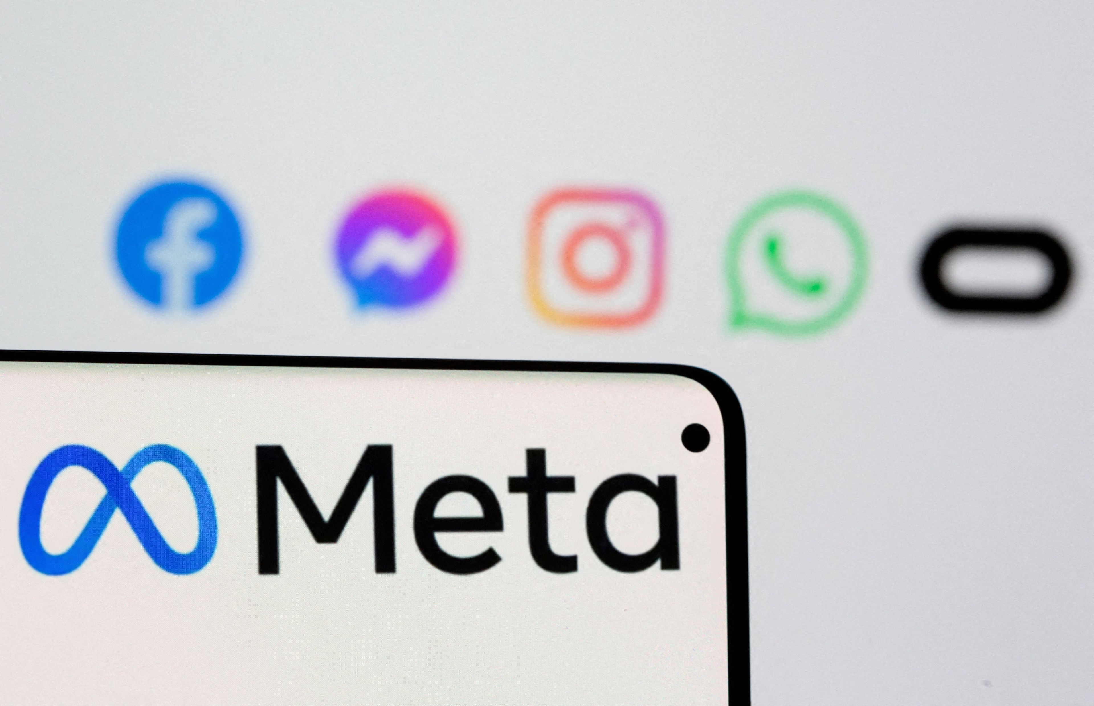 Meta chatbot Facebook Instagram WhatsApp