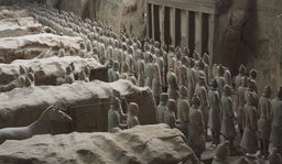 Ríos de mercurio, explosivos y cientos de trampas impiden la excavación de la tumba del primer emperador chino y sus guerreros de terracota
