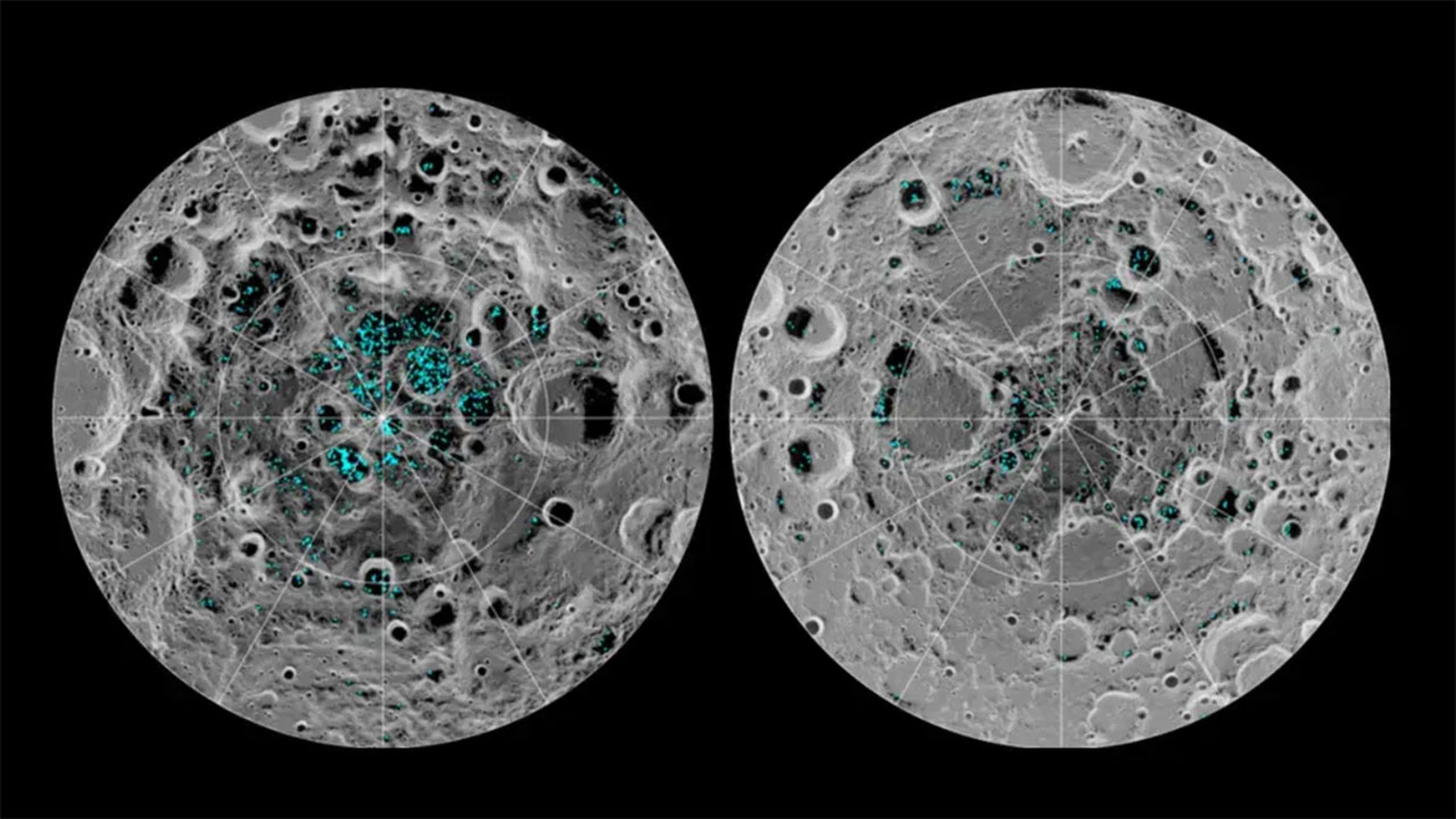 La imagen muestra la distribución del hielo superficial en el polo sur (izquierda) y el polo norte (derecha) de la Luna