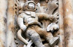 ¿Viajes en el tiempo? Un astronauta en una catedral de hace 500 años