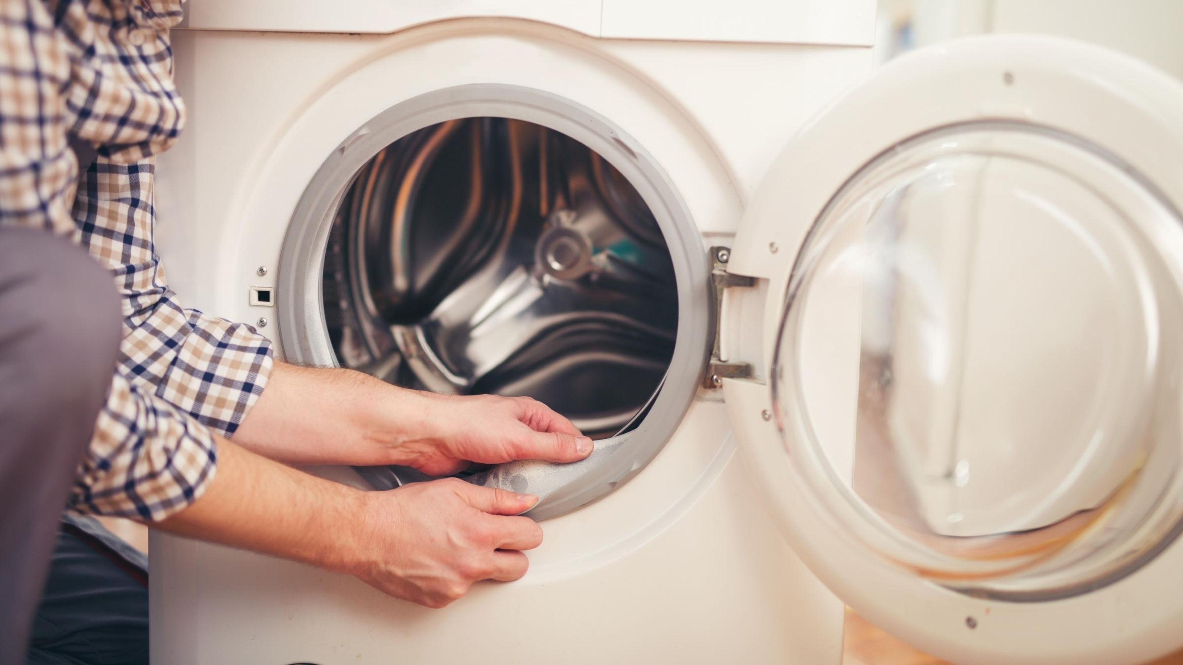 8 señales que indican que tu lavadora está a punto de estropearse