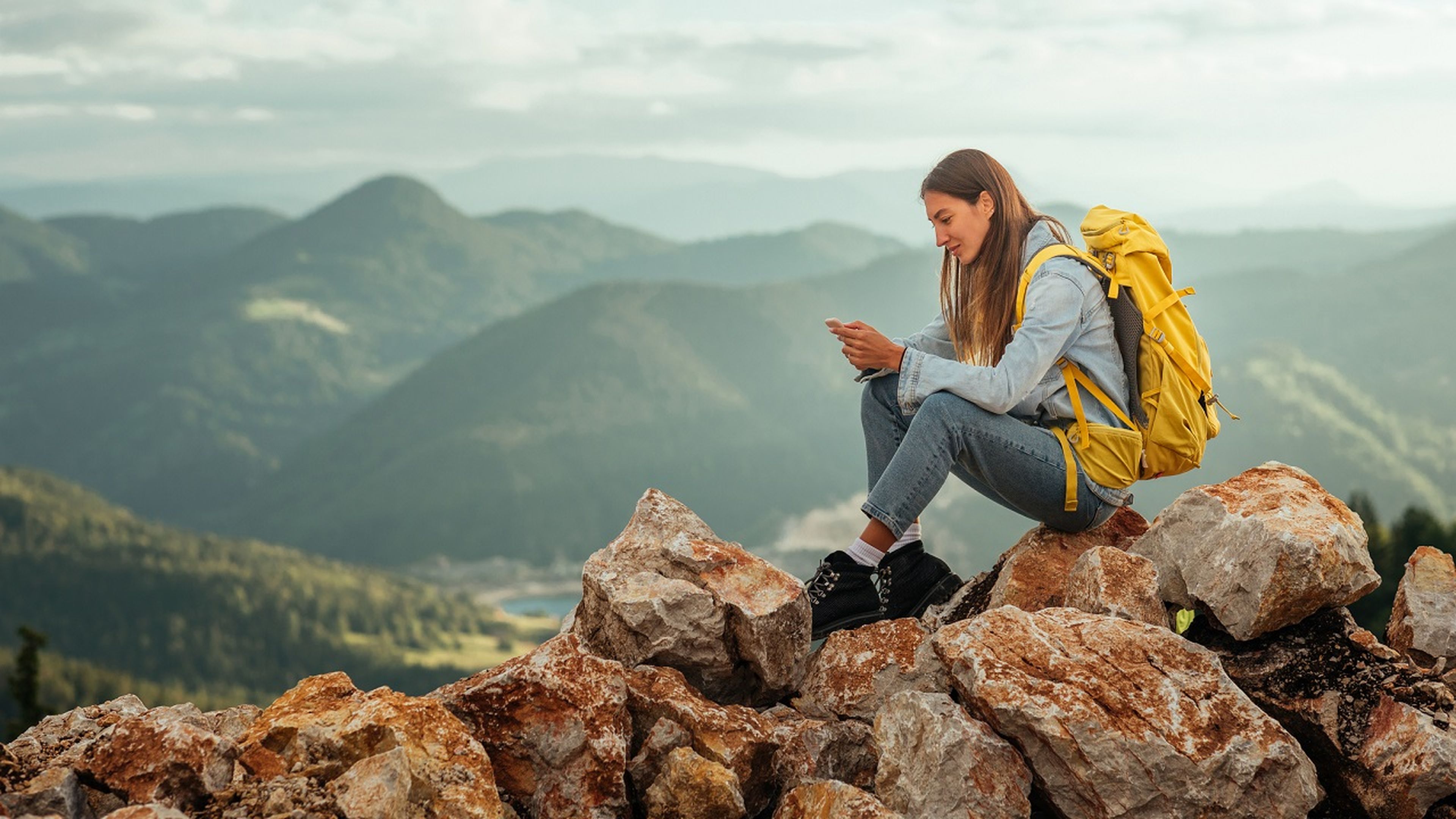 5 mejores apps para salir a practicar senderismo este otoño