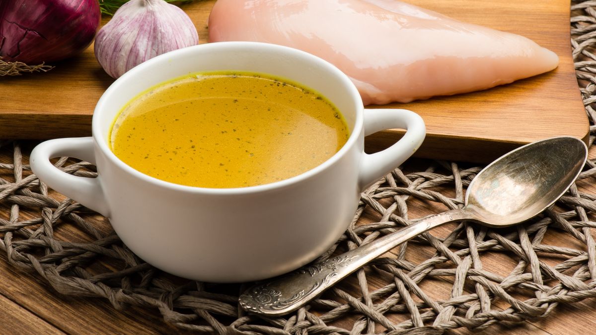 Is it true that chicken broth helps cure colds and flu? A nutritionist