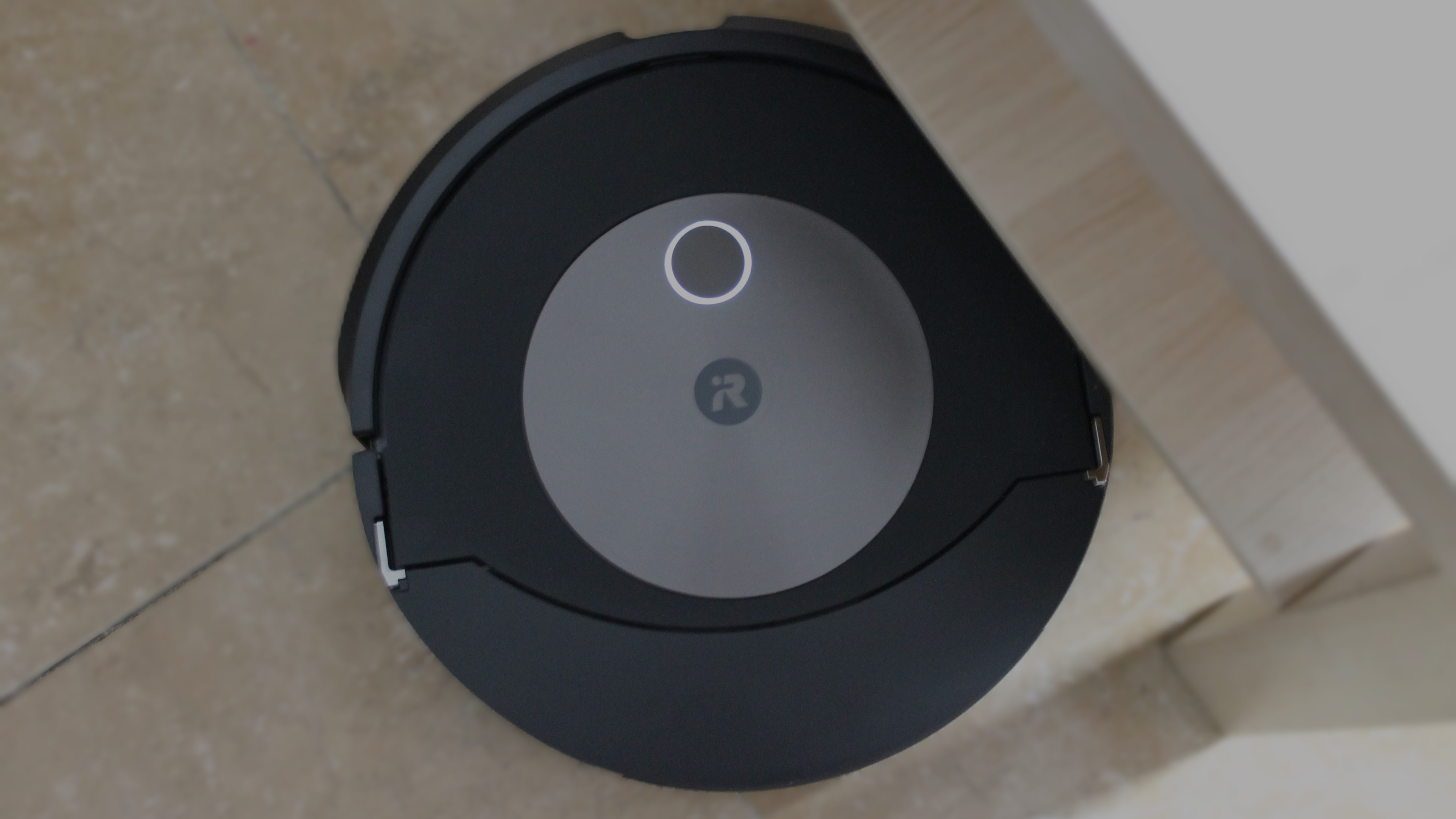 Roomba se cae por las online escaleras