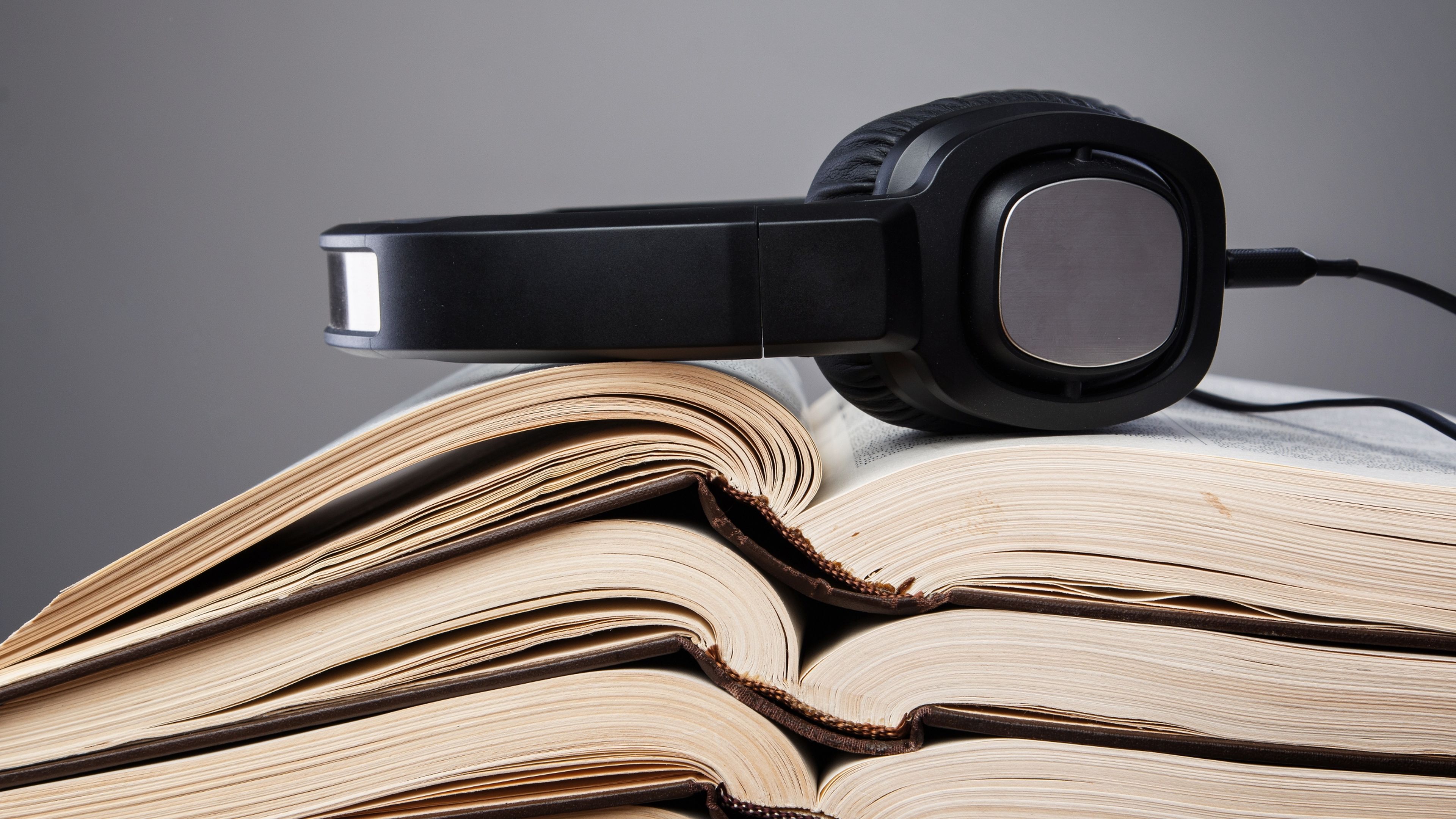 Audiolibros gratis: mejores páginas y dónde descargar libros para escuchar