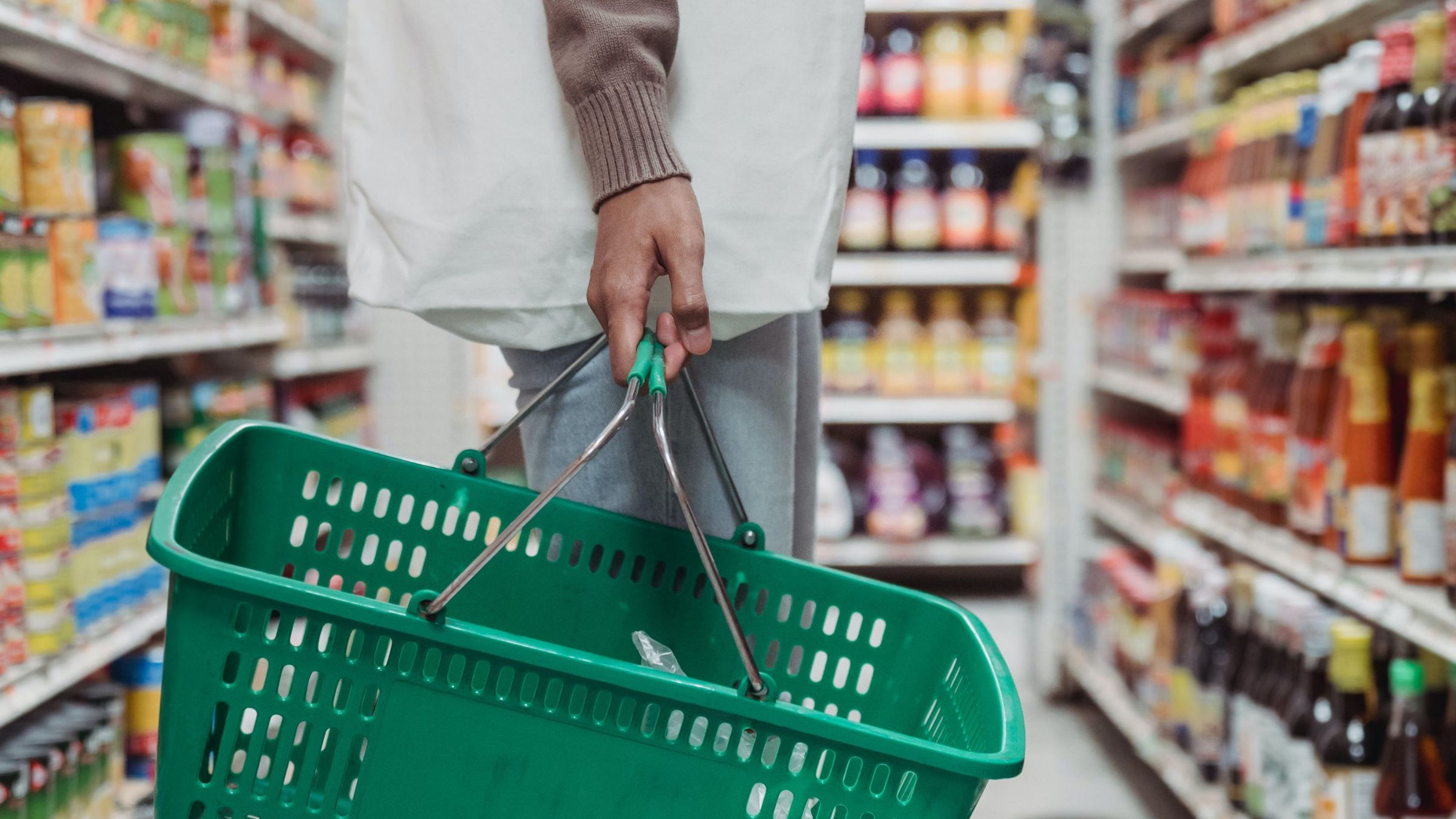 Cómo los supermercados juegan con nuestro subconsciente para hacernos gastar más: No caigas en este truco de marketing