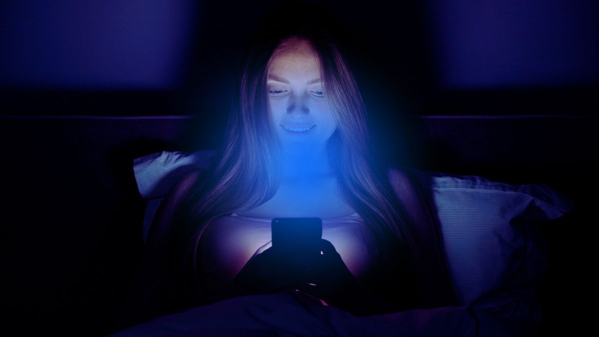 Qué es el filtro de luz azul y cómo activarlo en Android o iPhone
