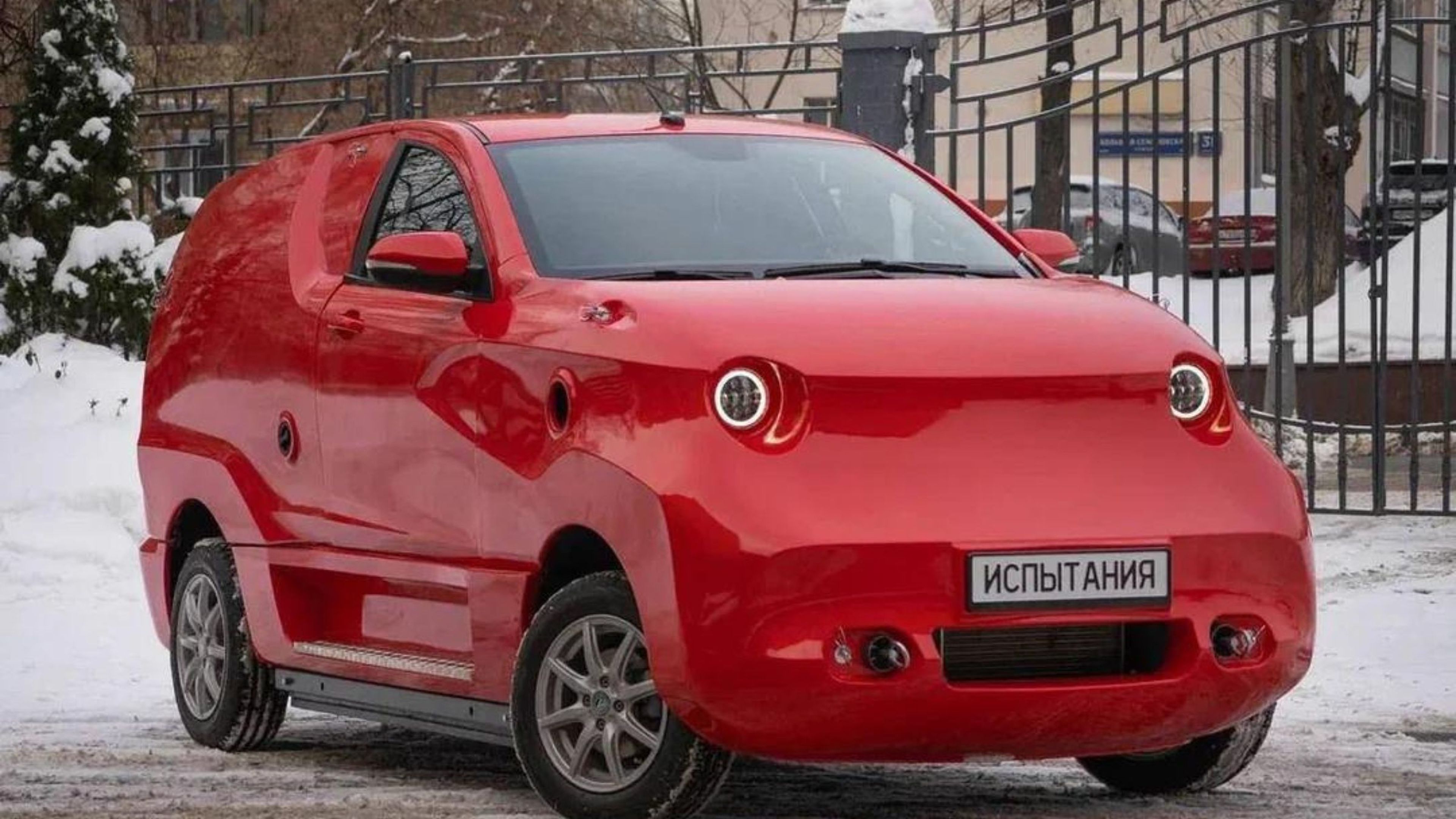 El primer coche eléctrico ruso Amber
