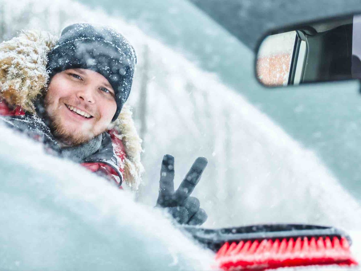 Odias poner las cadenas para la nieve en tu coche? Este sistema te  permitirá hacerlo con solo darle a un botón