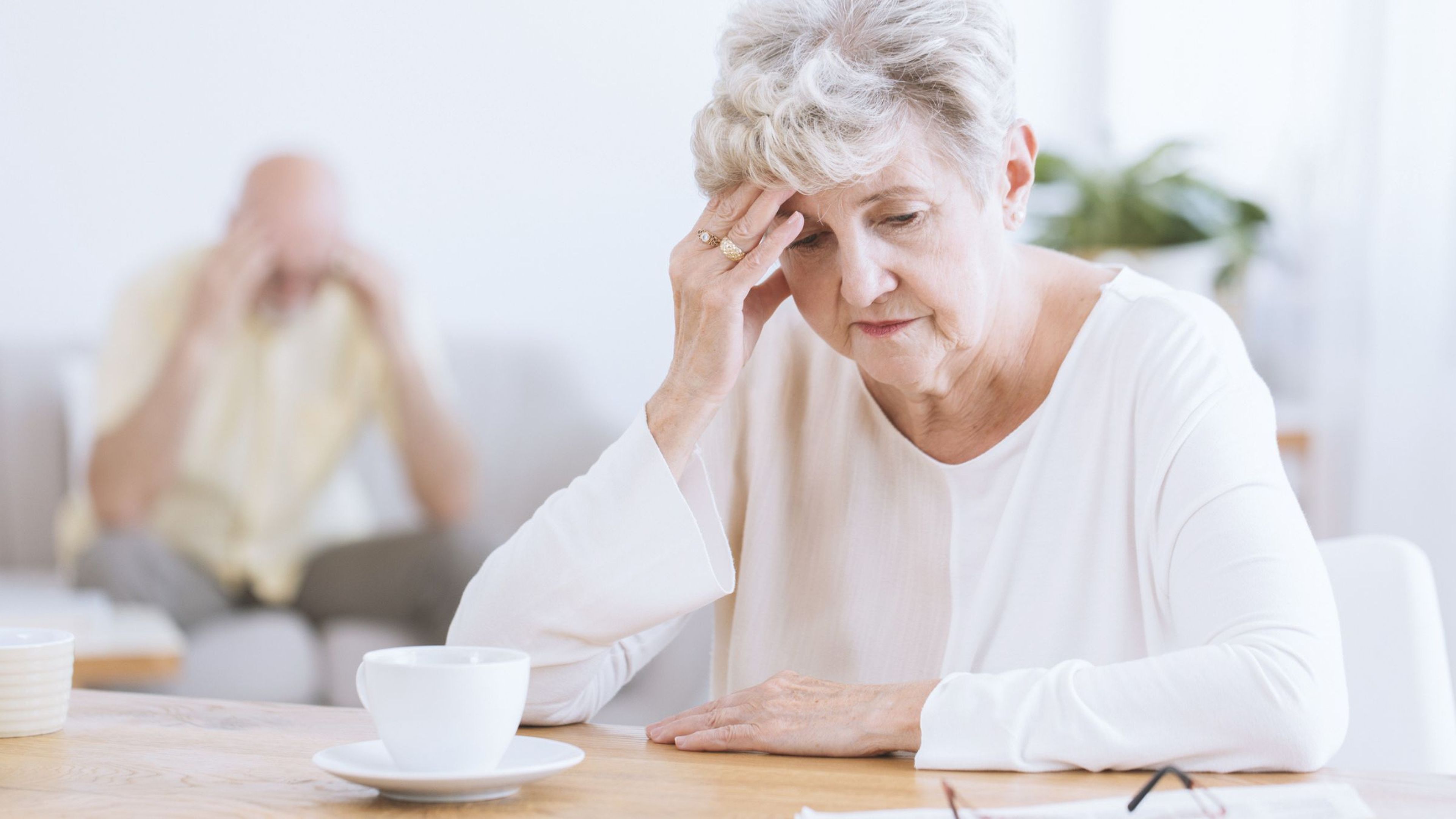¿Qué debes evitar en tu estilo de vida para no desarrollar demencia temprana antes de los 65 años?