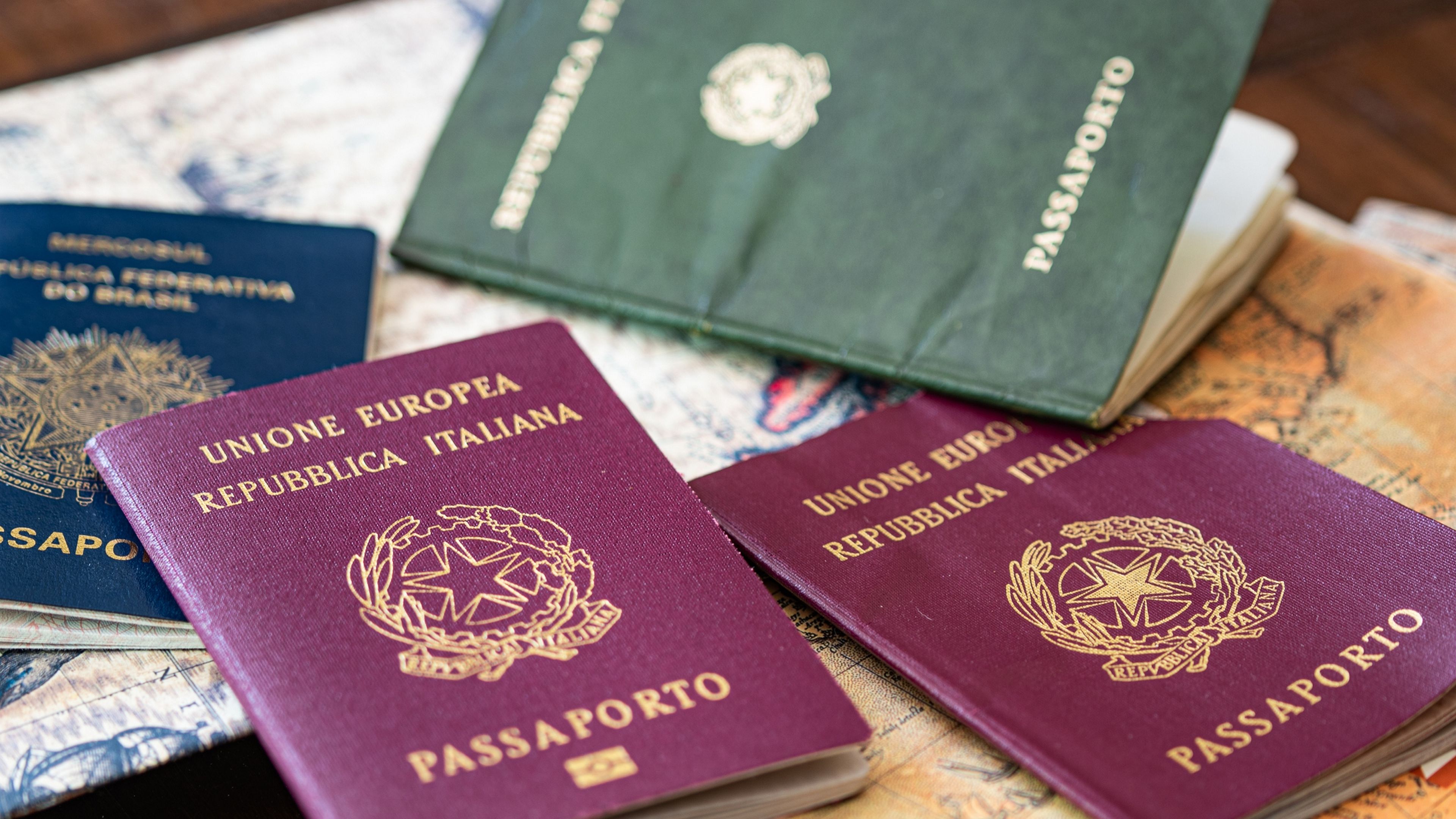 Publican la lista de los pasaportes más poderosos de 2024, y España sube al primer puesto
