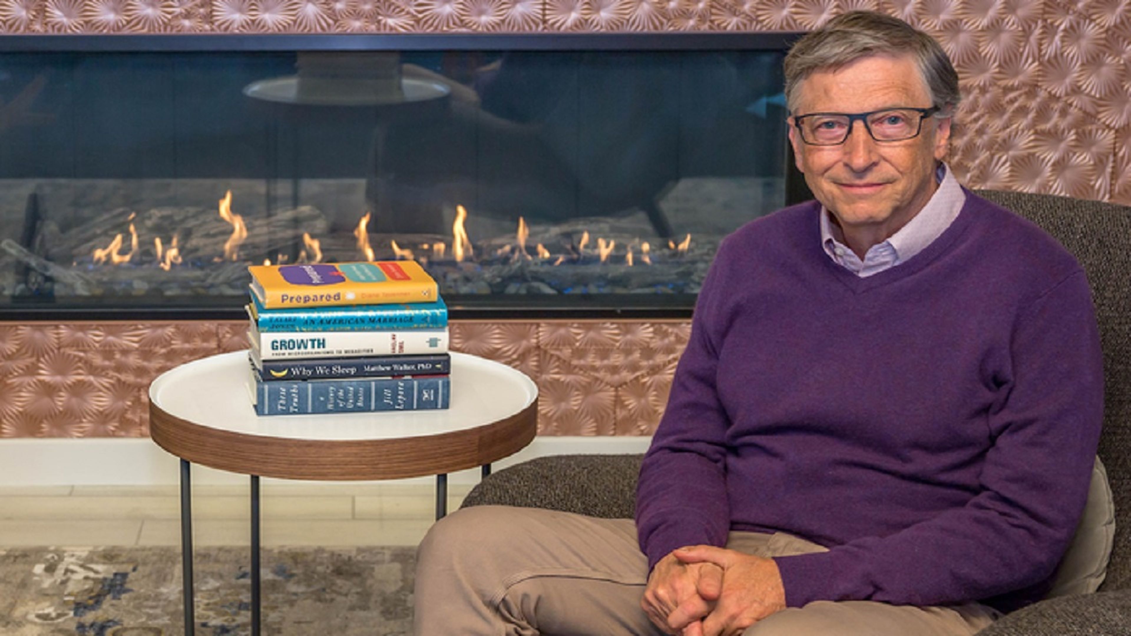 La sorprendente rutina de Bill Gates para leer 50 libros al año