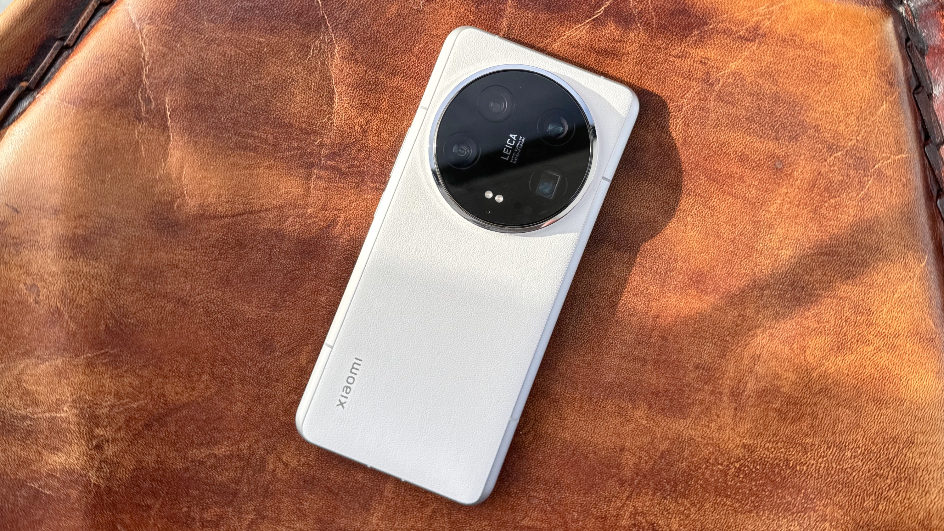 Xiaomi 14 Ultra, primeras impresiones: más cerca de una cámara profesional  que de un teléfono móvil
