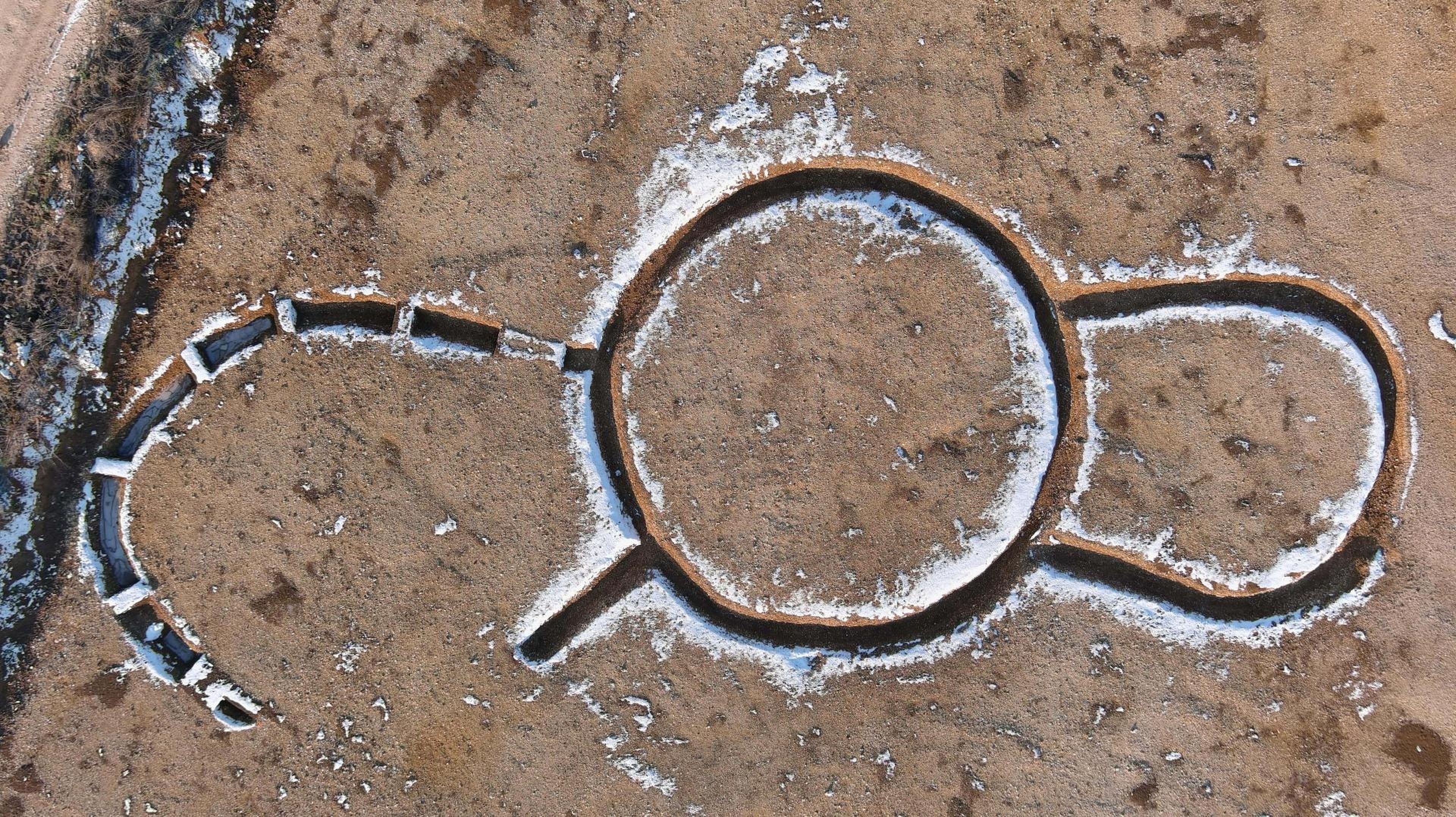 Aparece en Francia una estructura neolítica que los arqueólogos no saben explicar