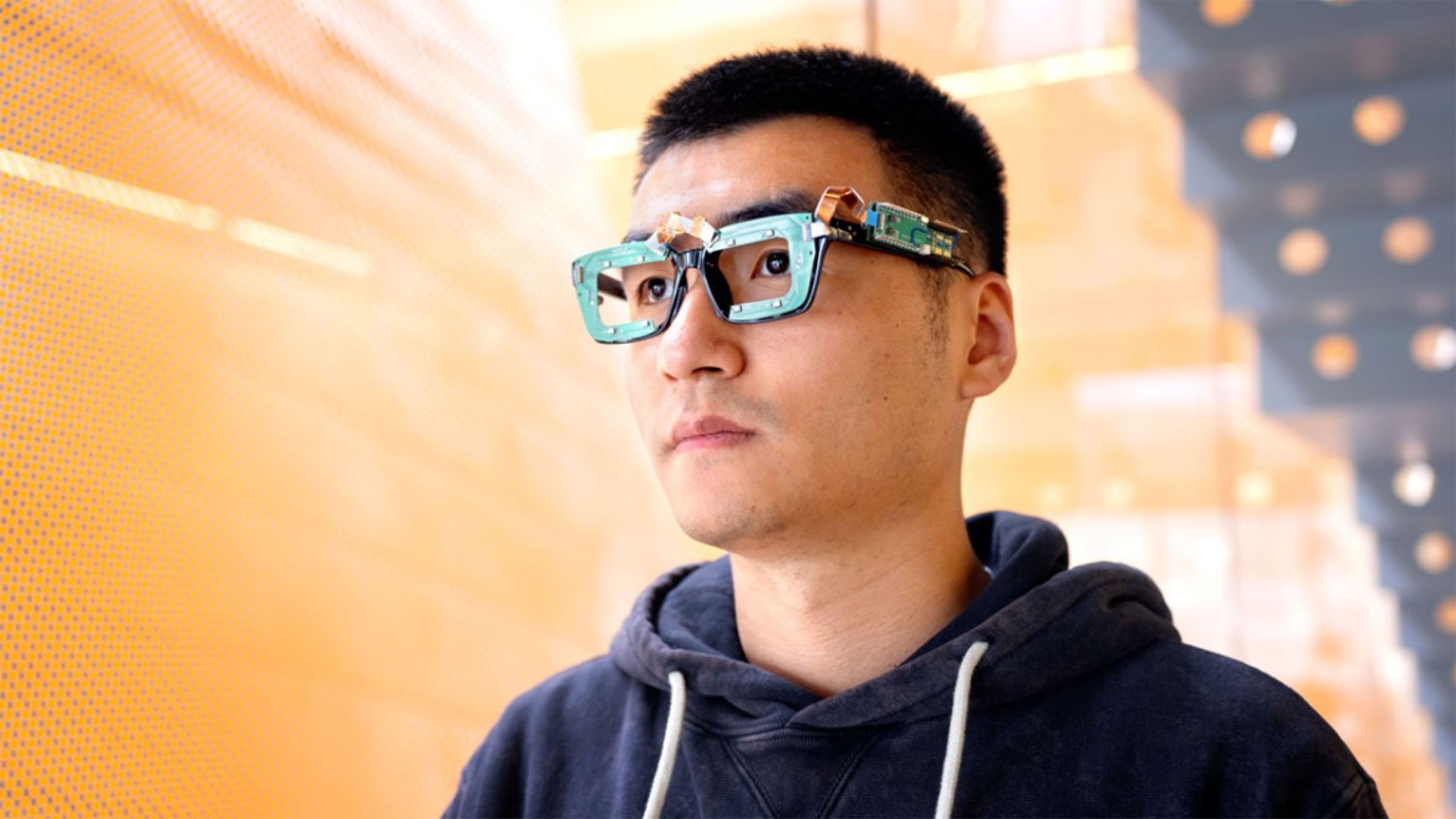 Crean unas gafas inteligentes que rastrean la mirada y las expresiones faciales, y sin cámaras