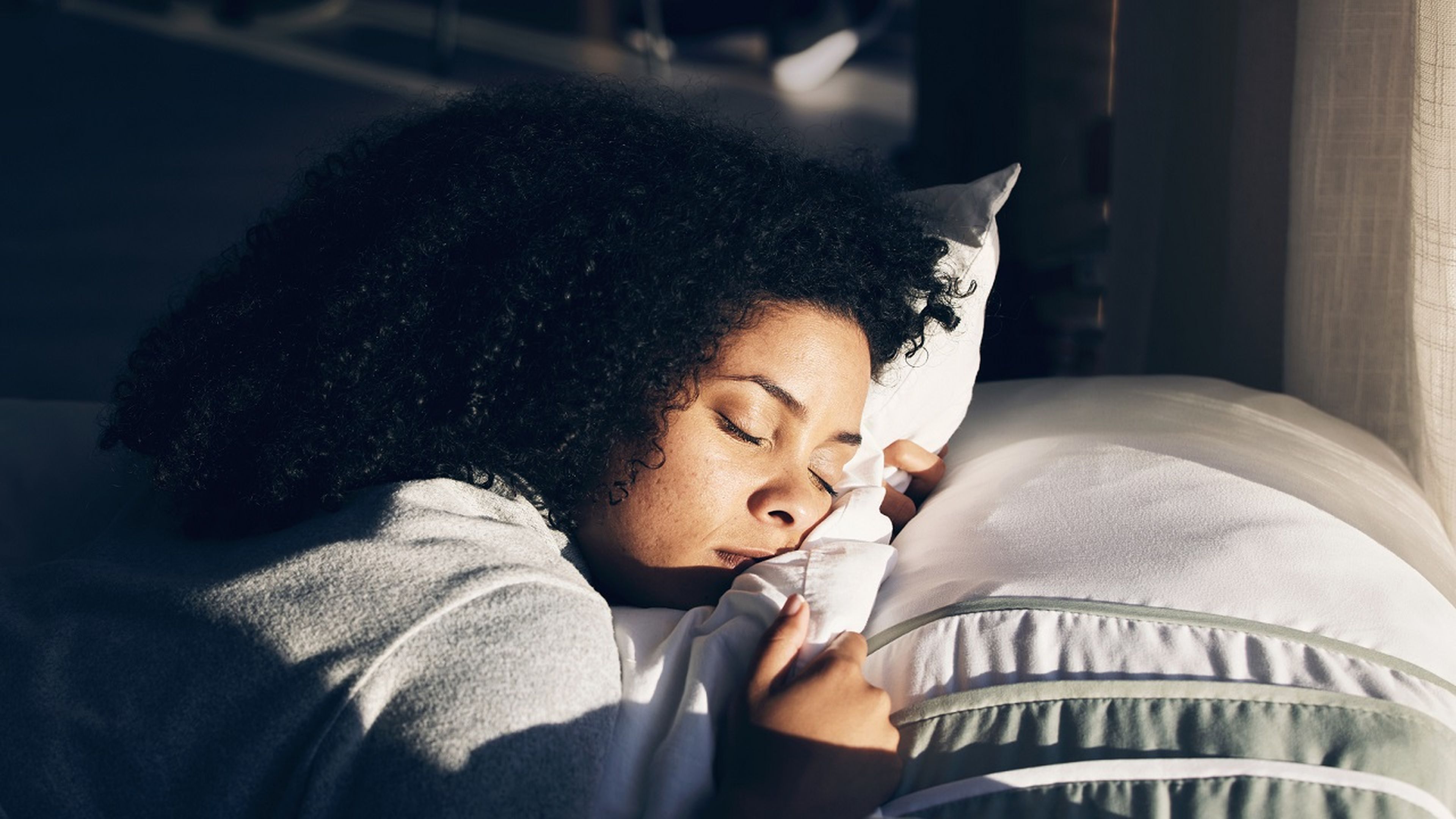 Así debes aprovechar el fin de semana para dormir, según Harvard