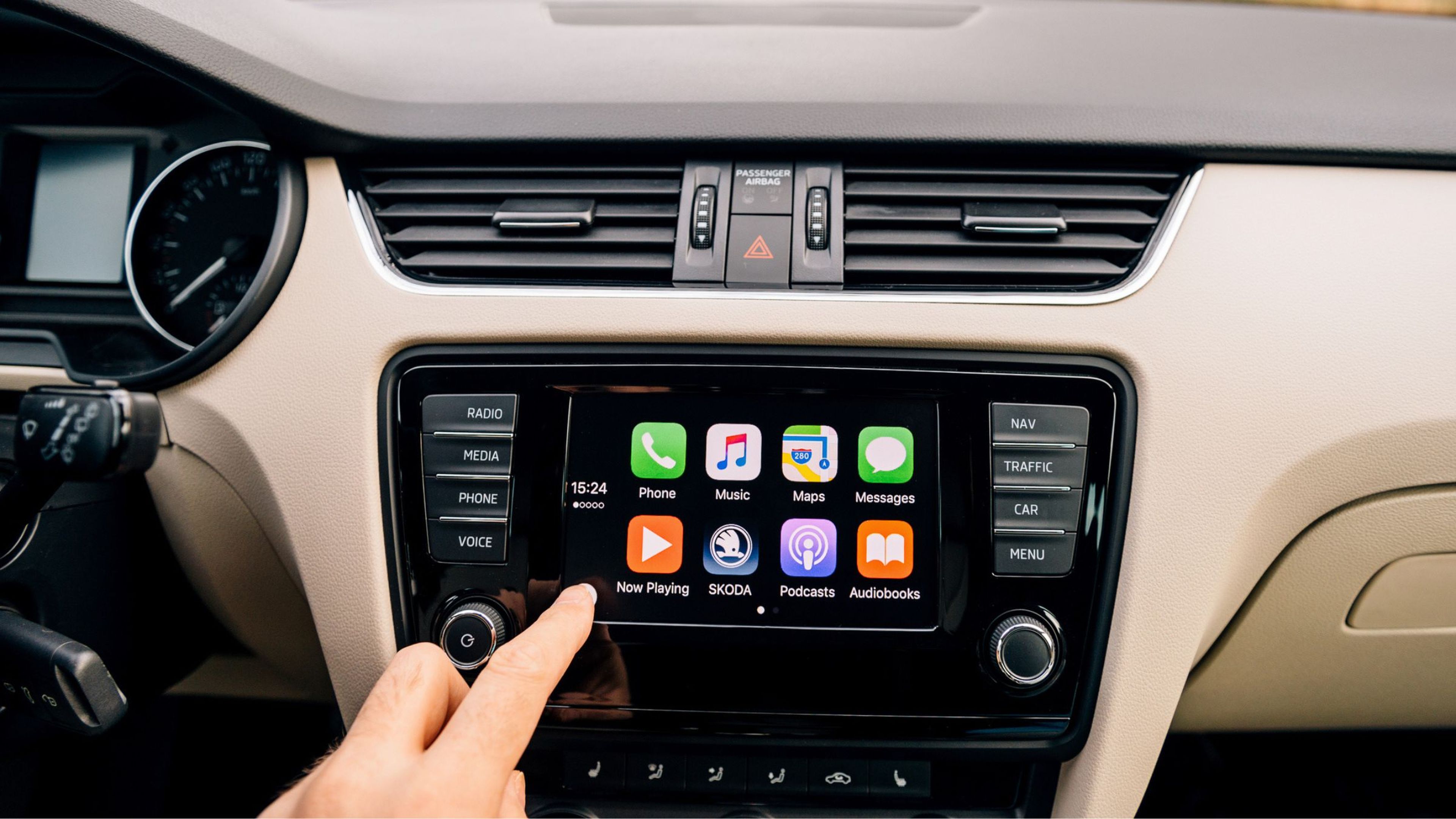 Los fabricantes de coches cada vez confían más en Google y Apple para sus sistemas de infoentretenimiento