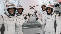 SpaceX presenta el traje espacial que usarán los astronautas para explorar la Luna