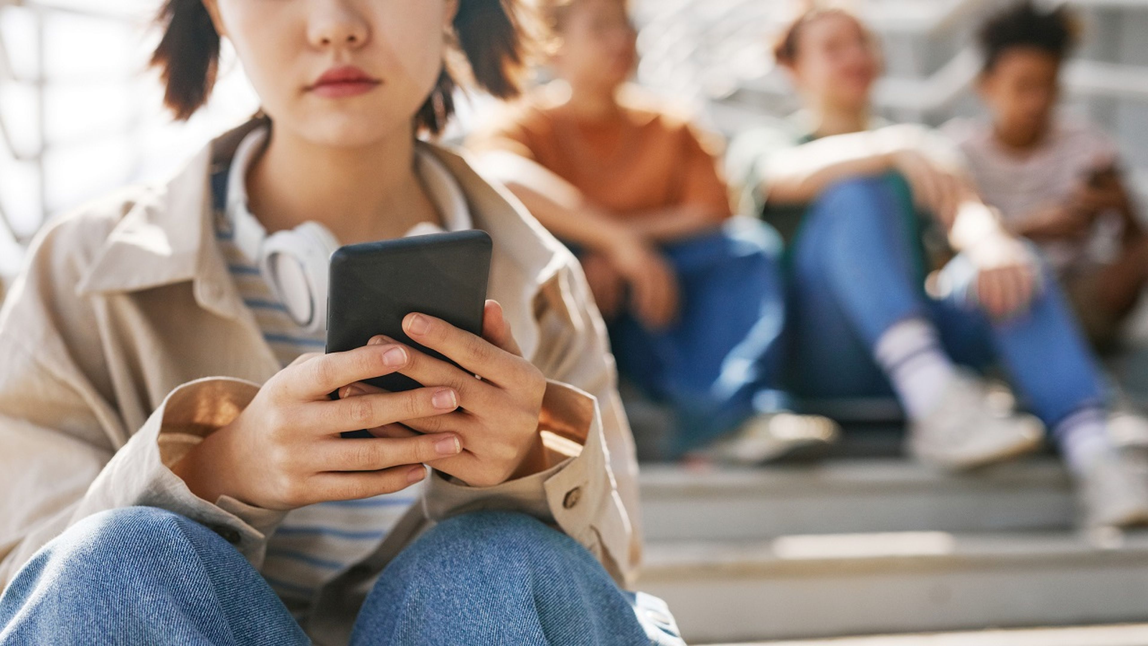 El problema asociado a los teléfonos móviles que afecta a la salud mental de los jóvenes, según un estudio