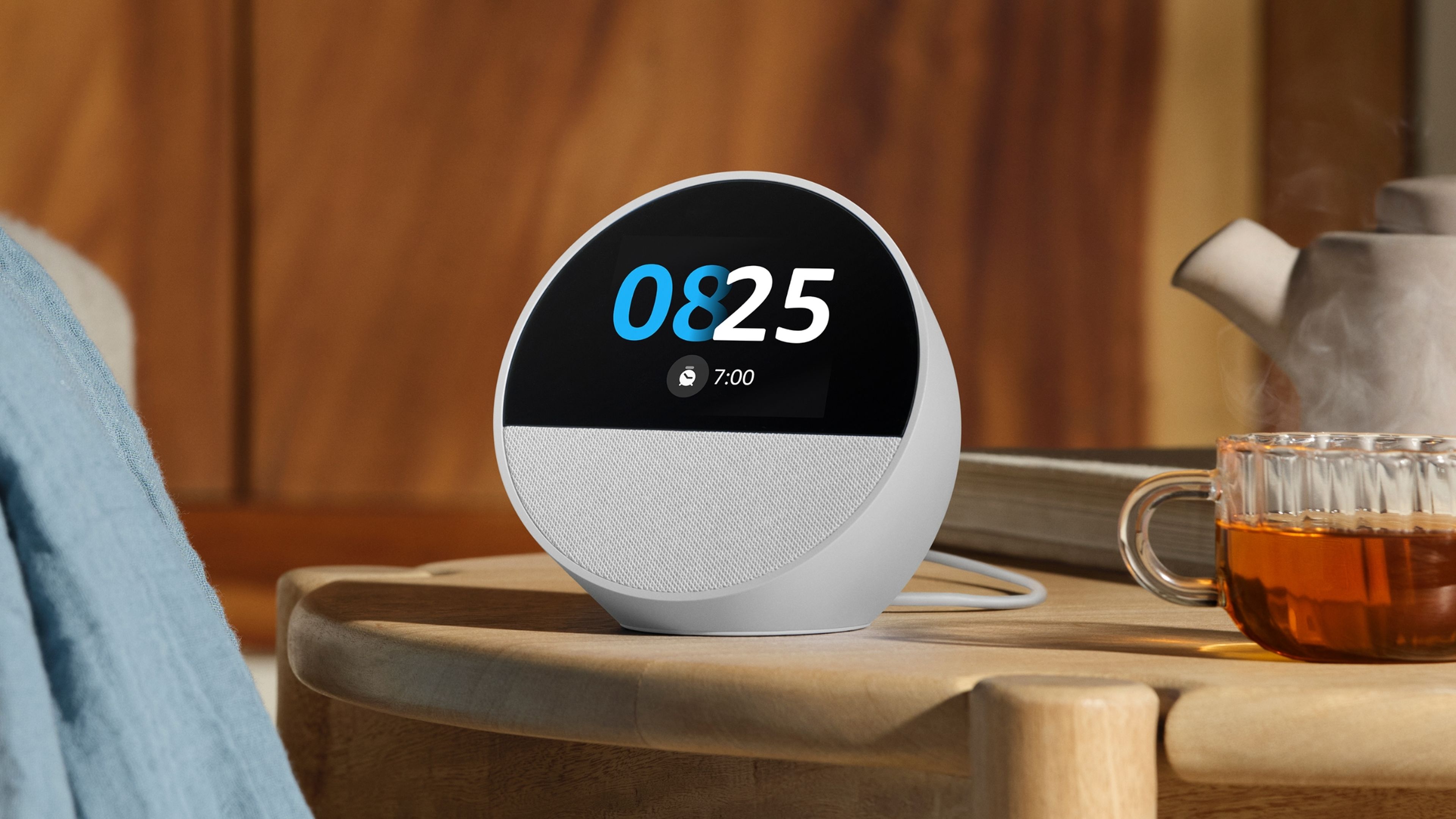 Cómo ajustar y personalizar la pantalla del Amazon Echo Spot 6 Amazon Echo Spot con pantalla
