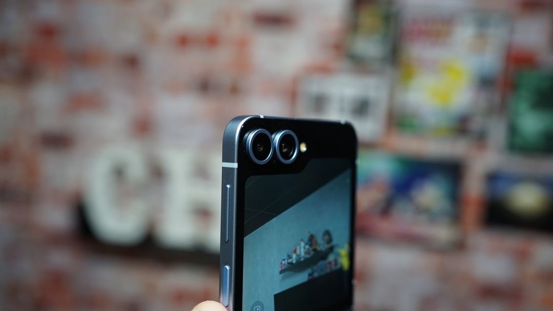 Samsung Galaxy Z Flip 6