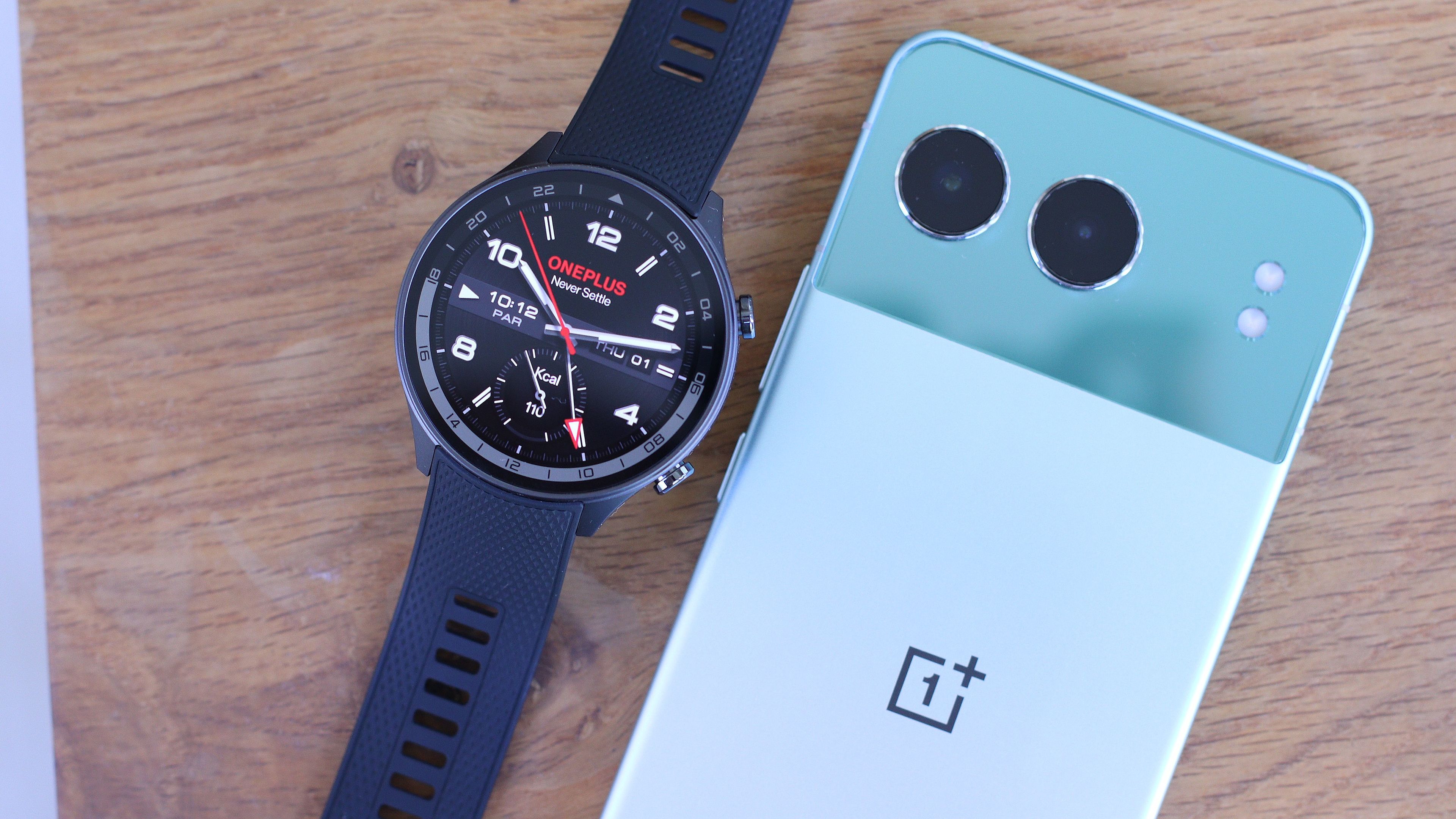 Pantalla del OnePlus Watch 2R