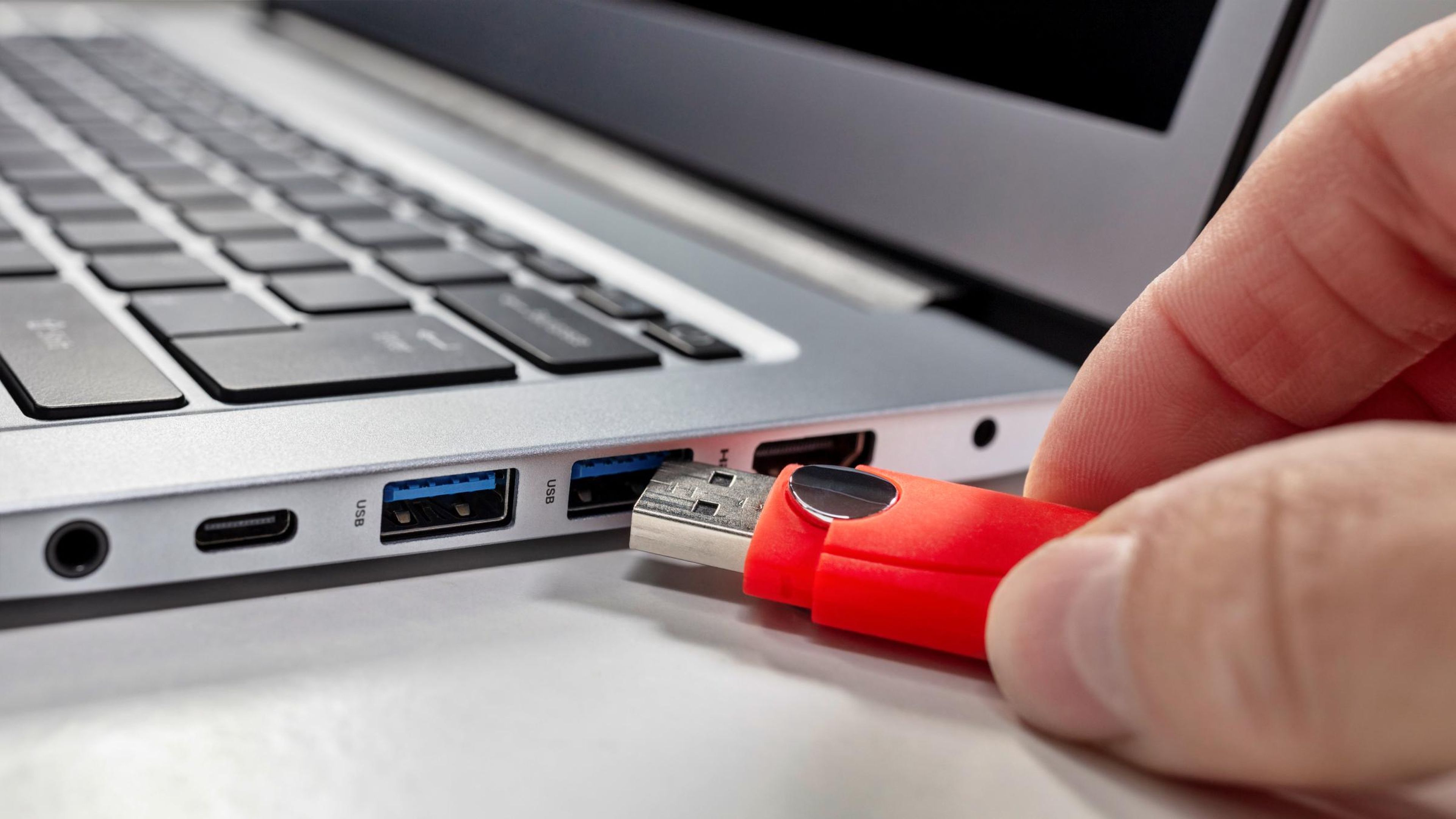 Usar USB en ordenador